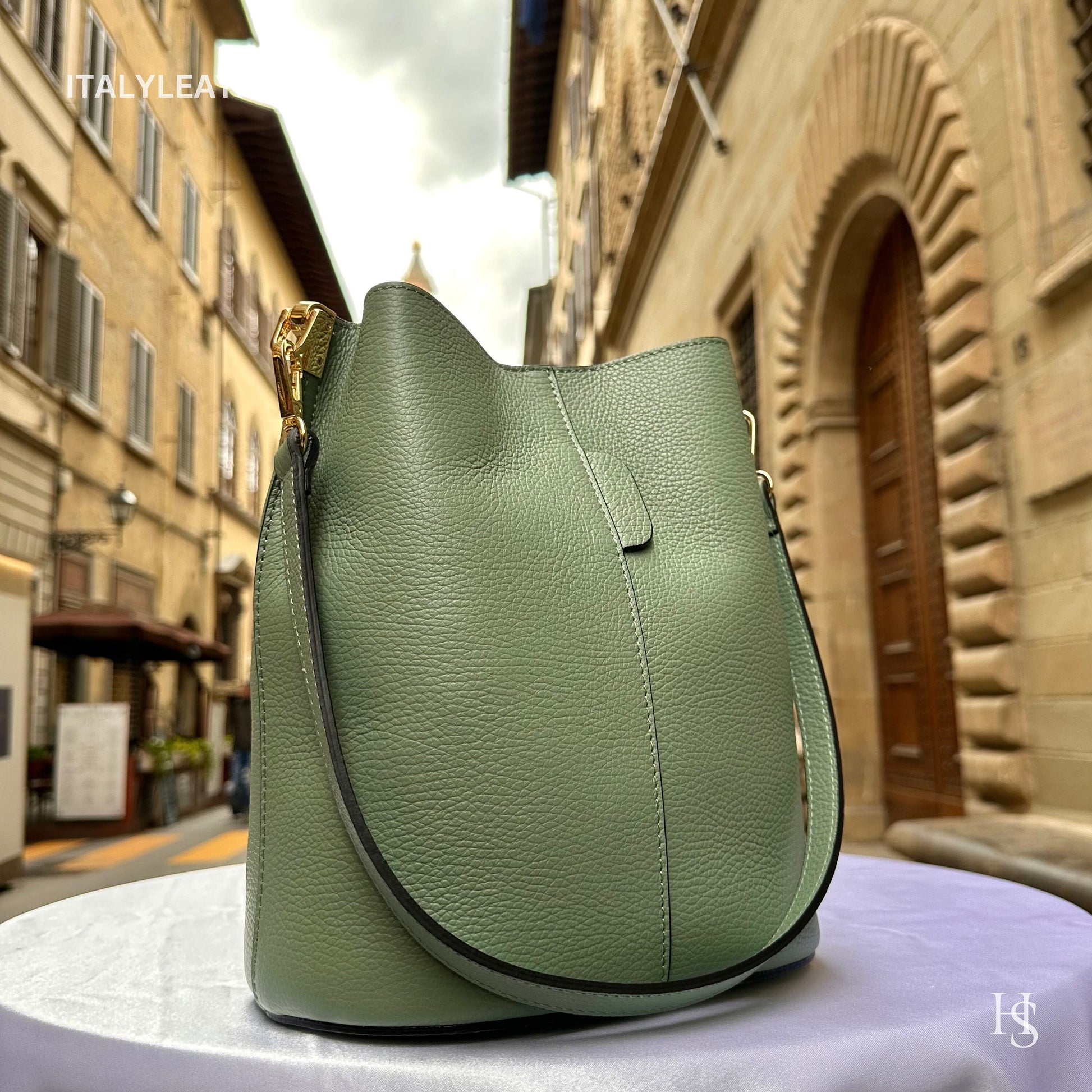 Italian Handmade Leather Bags For Woman l l Elegant Leather Tote From Florence || Made in Italy, Bucket bag