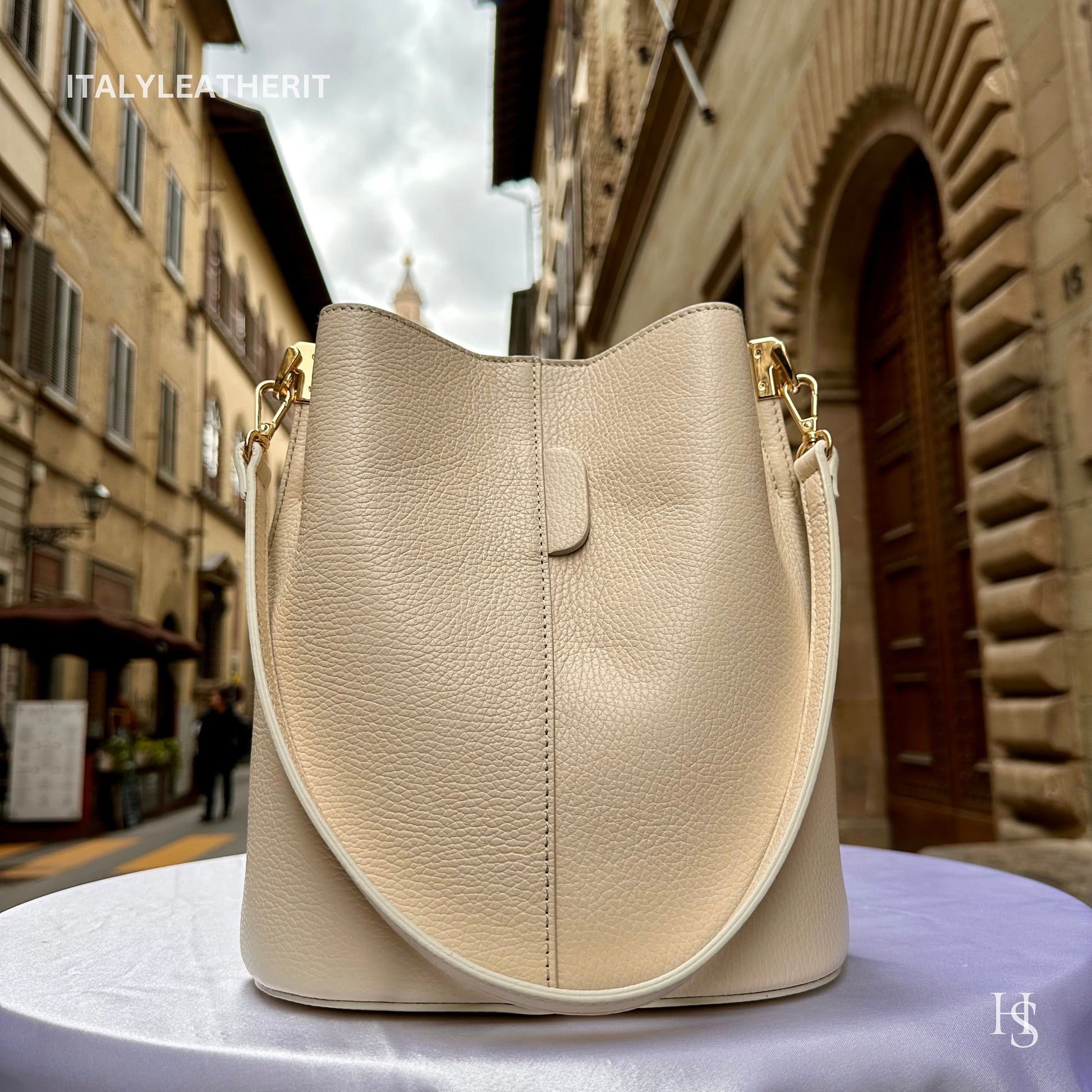 Italian Handmade Leather Bags For Woman l l Elegant Leather Tote From Florence || Made in Italy, Bucket bag