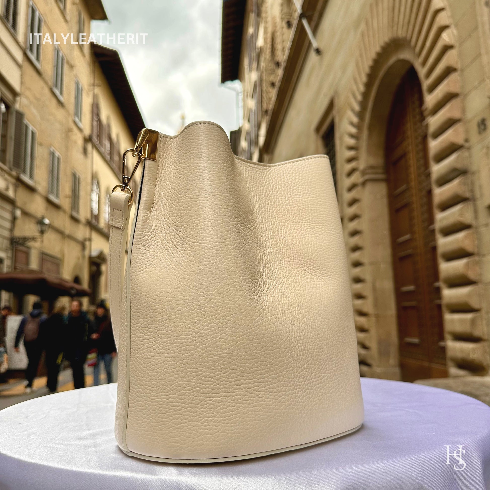 Italian Handmade Leather Bags For Woman l l Elegant Leather Tote From Florence || Made in Italy, Bucket bag