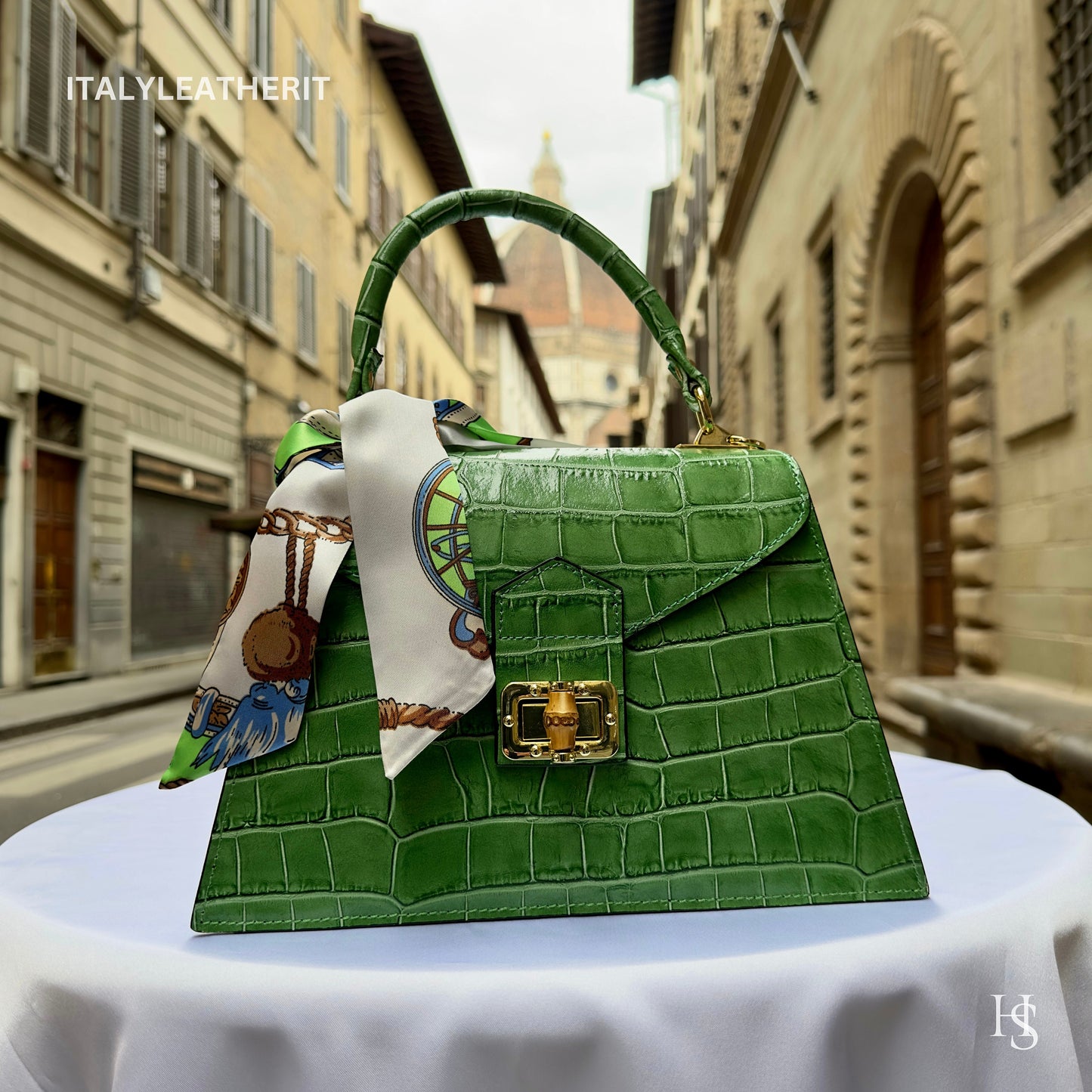 Italian Handmade Leather Bags For Women l l Elegant Leather Tote From Florence, made in Italy, Green leather tote