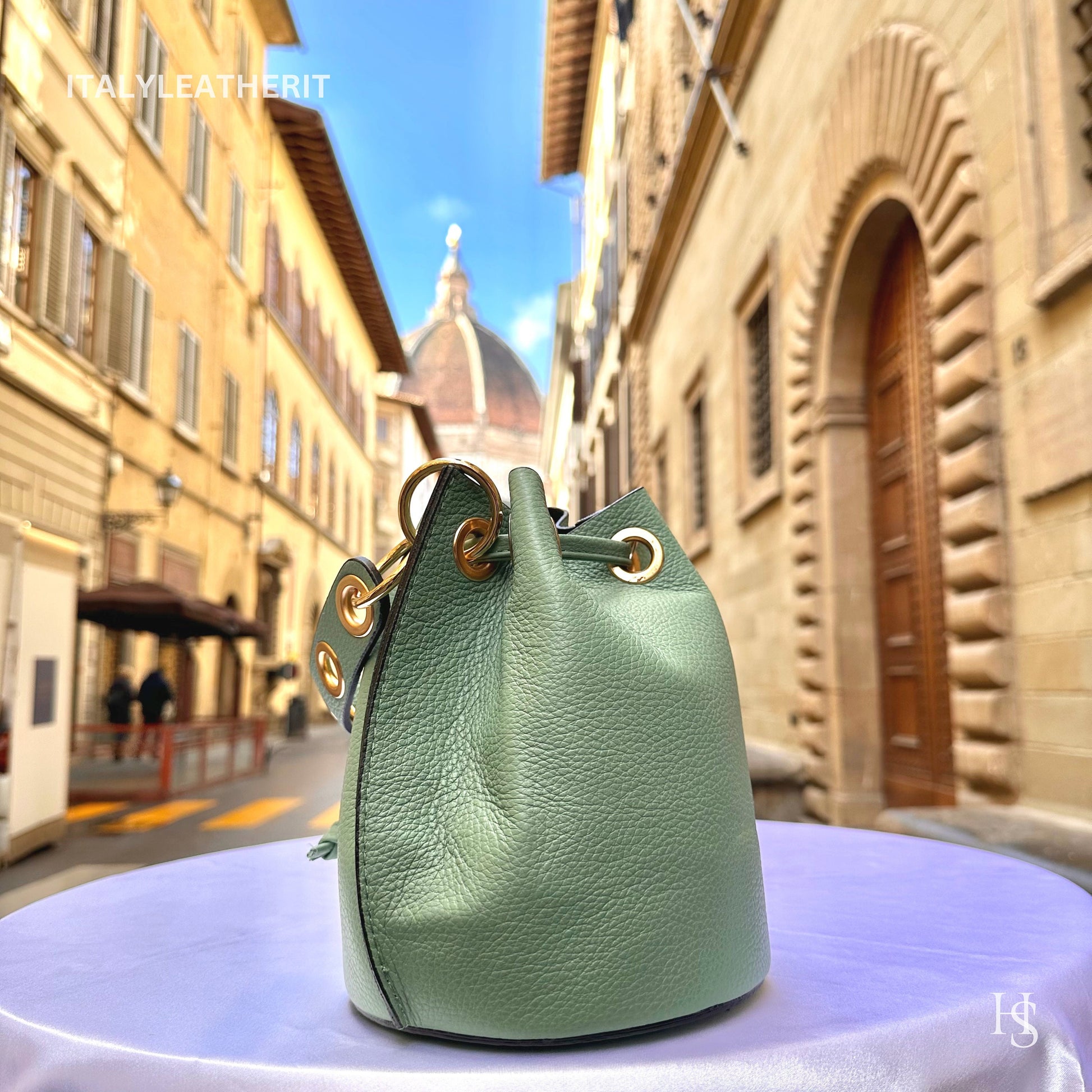 Italian Handmade Leather Bags For Women l l Elegant Leather Tote From Florence, Bucket bag,