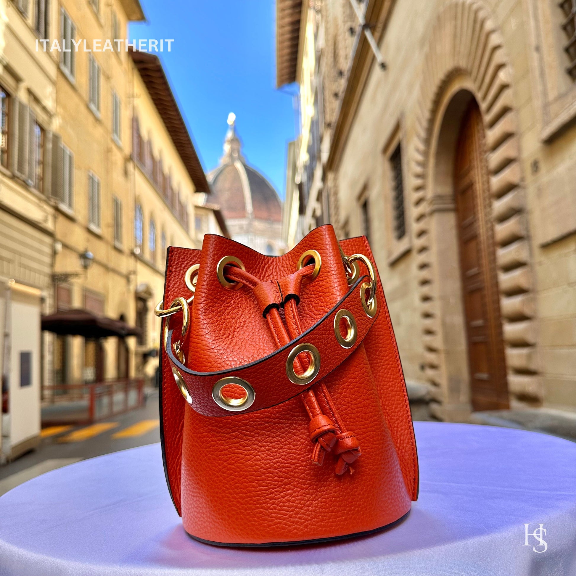 Italian Handmade Leather Bags For Woman l l Elegant Leather Tote From Florence, Bucket bag
