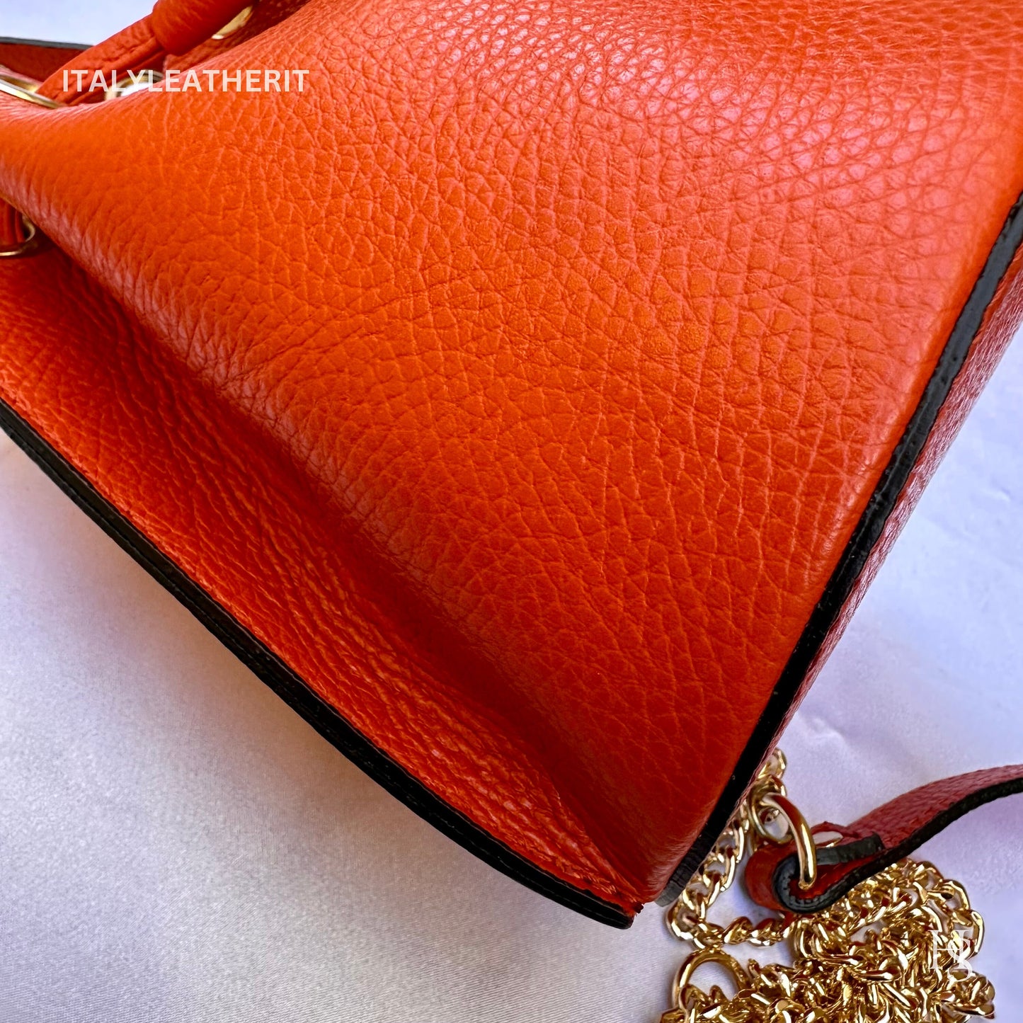 Italian Handmade Leather Bags For Woman l l Elegant Leather Tote From Florence, Bucket bag