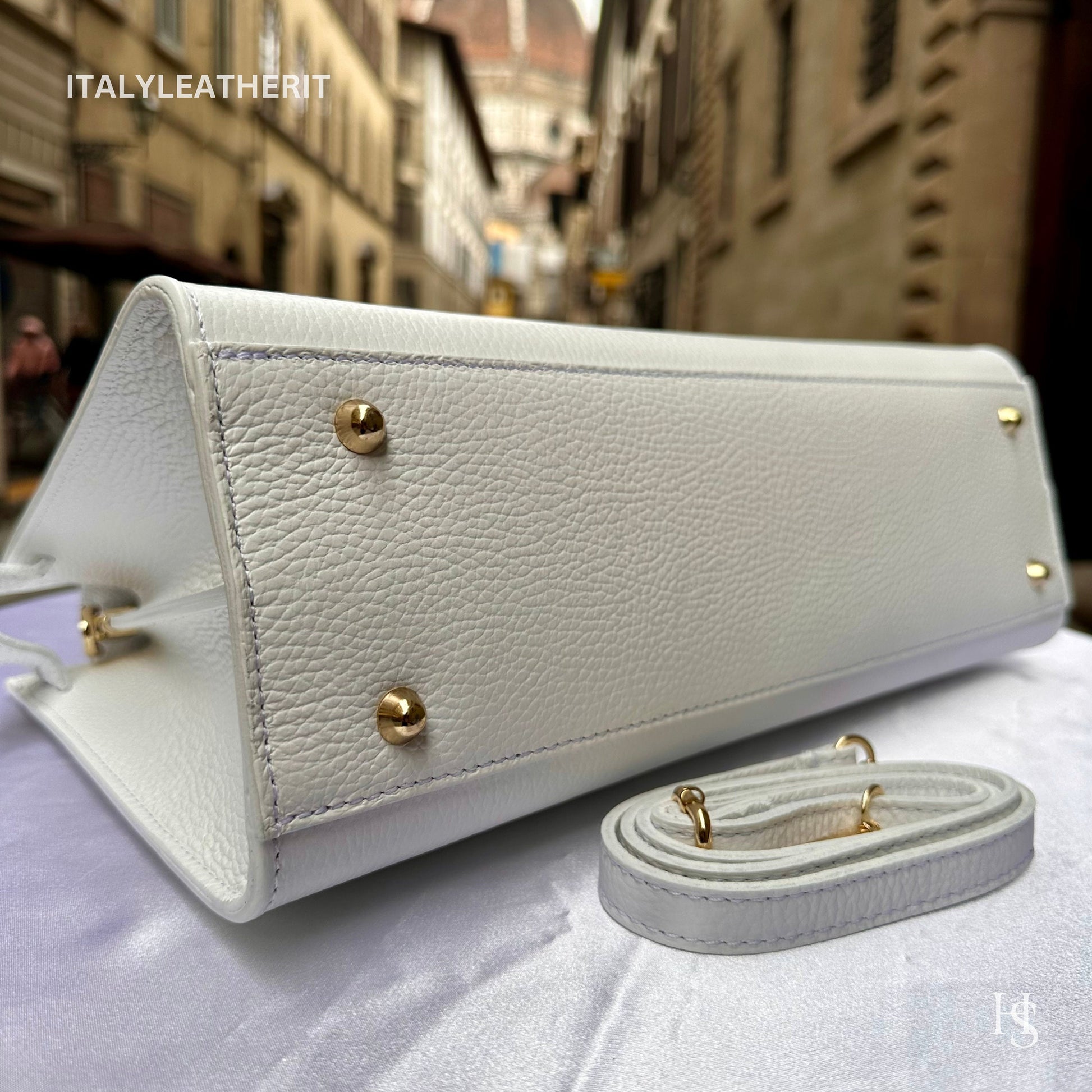 Italian Handmade Leather Bags for Women | Elegant Tote & Purse from Florence, made in Italy