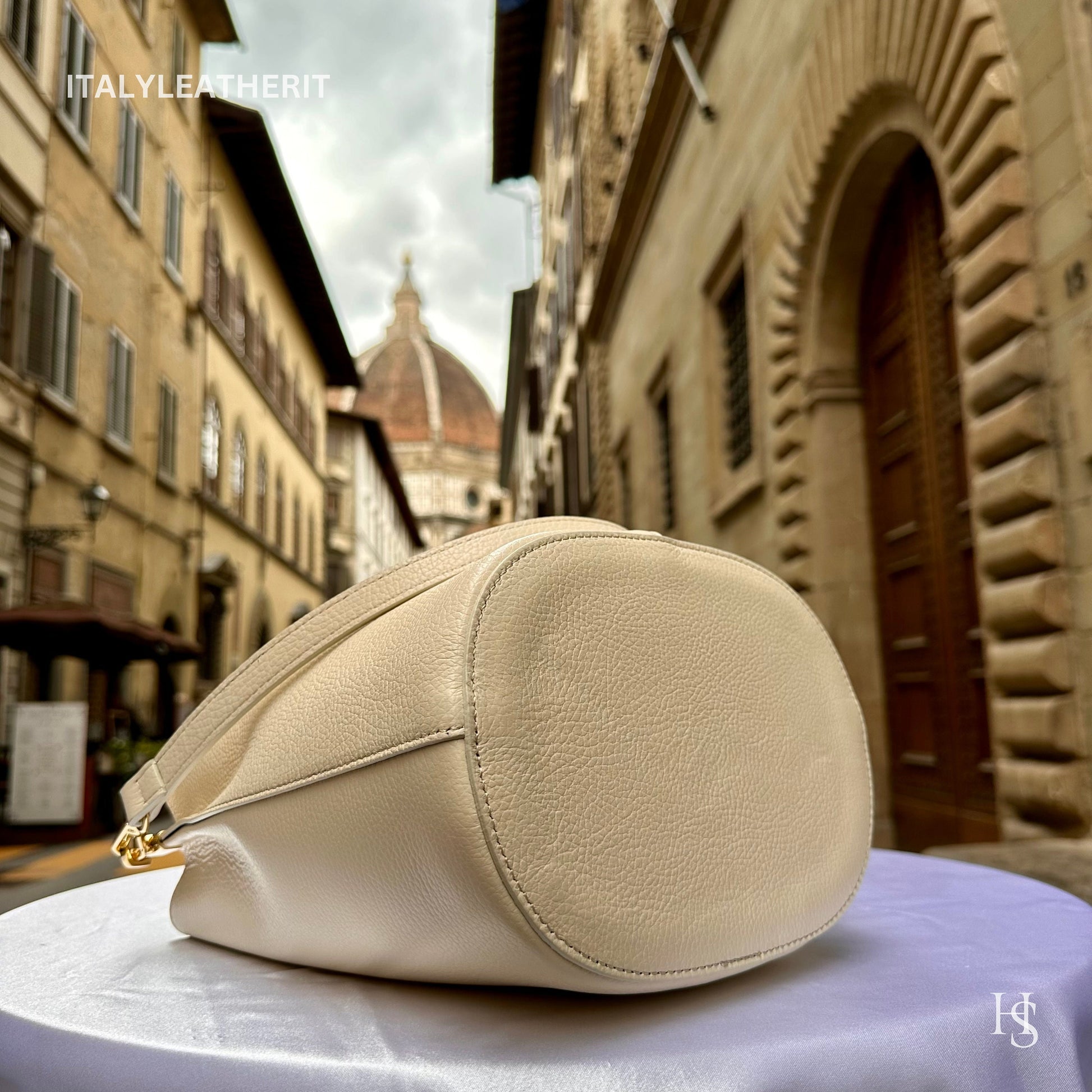 Italian Handmade Leather Bags For Woman l l Elegant Leather Tote From Florence || Made in Italy, Bucket bag