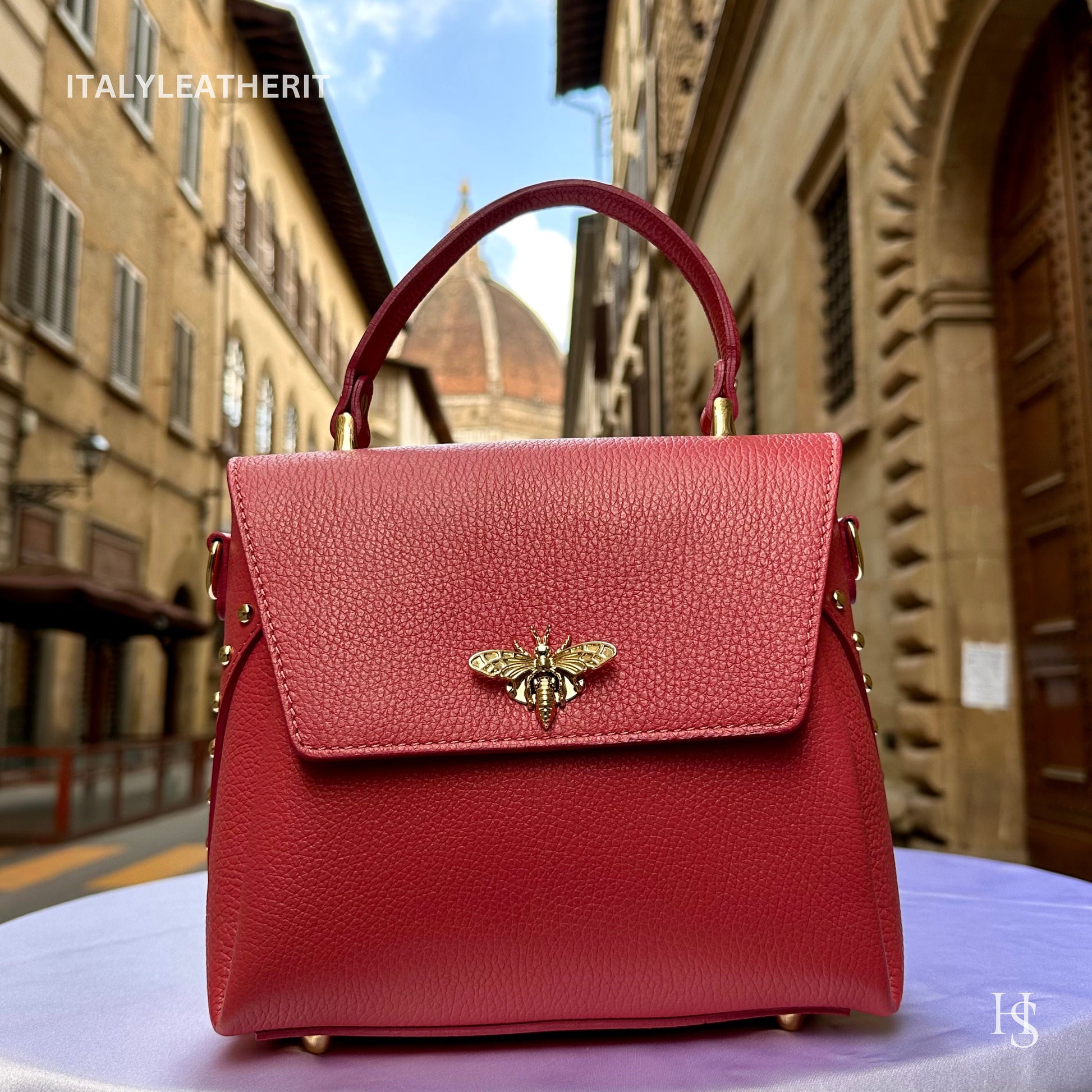 Italian Handmade Leather Bags For Women l l Elegant Leather Tote From Florence with bee-shaped lobster clasp closure