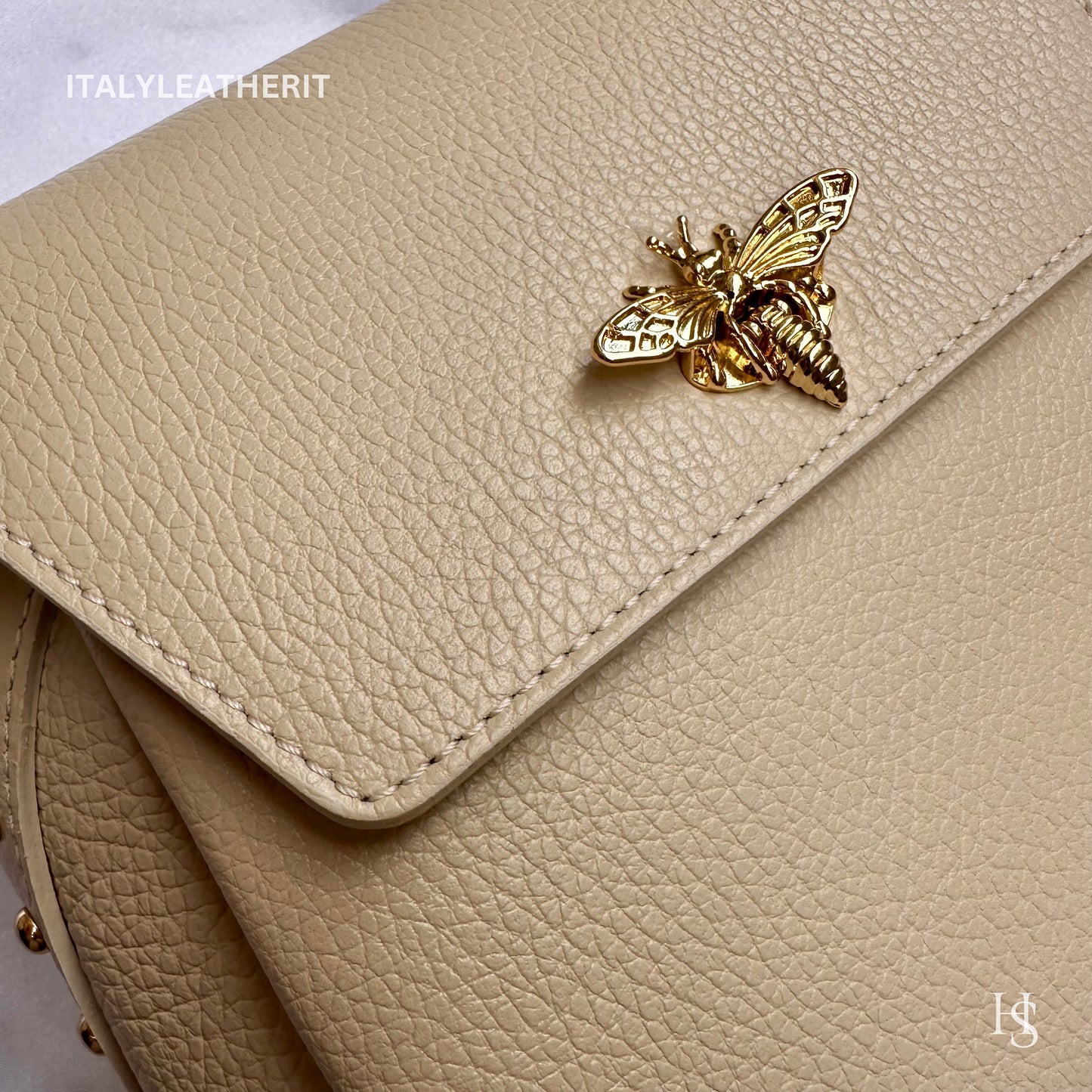 Italian Handmade Leather Bags For Women l l Elegant Leather Tote From Florence with bee-shaped lobster clasp closure