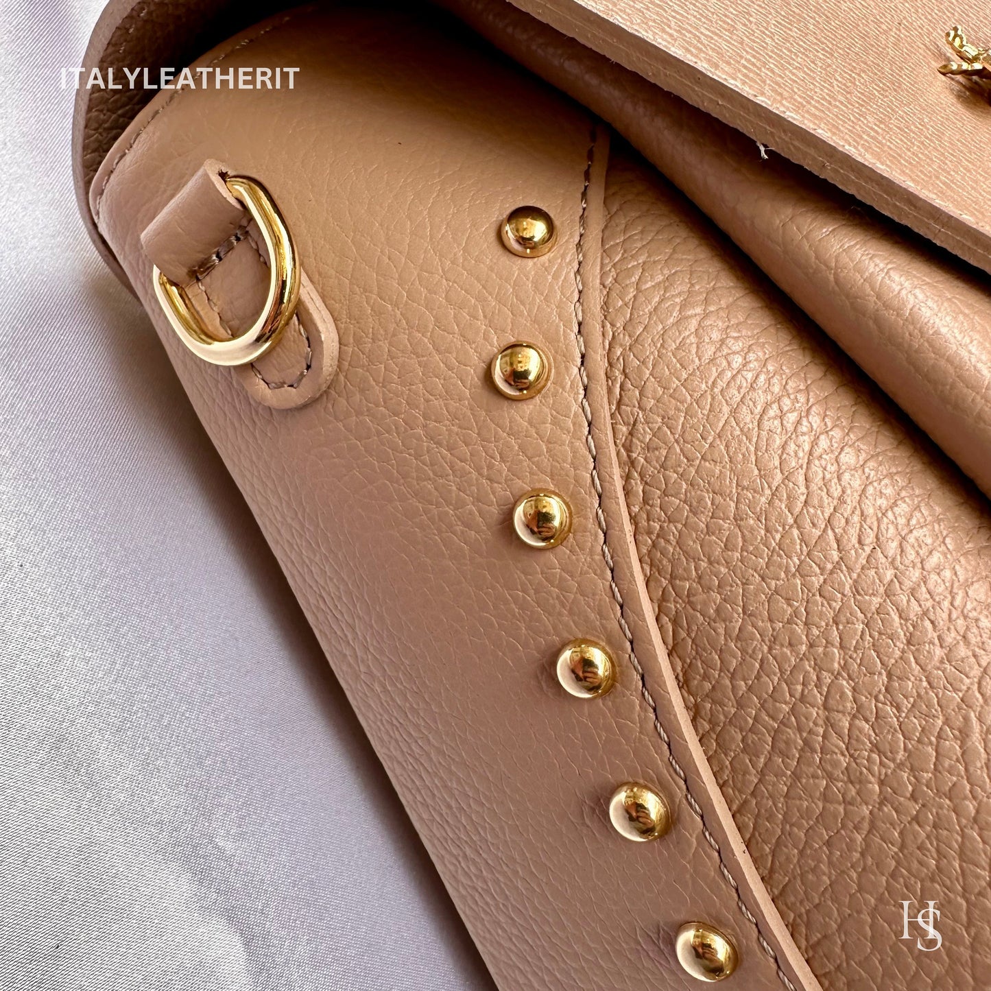 Italian Handmade Leather Bags For Women l l Elegant Leather Tote From Florence with bee-shaped lobster clasp closure