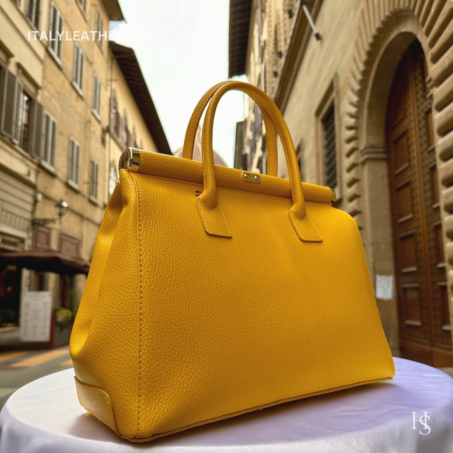 Italian Handmade Leather Bags For Women l l Elegant Leather Tote From Florence, Yellow Tote, Lock bag