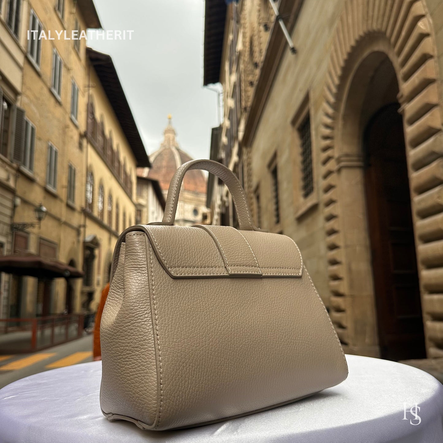 Italian Handmade Leather Bags For Women l l Elegant Leather Tote From Florence, Spacious & Stylish Florentine Tote