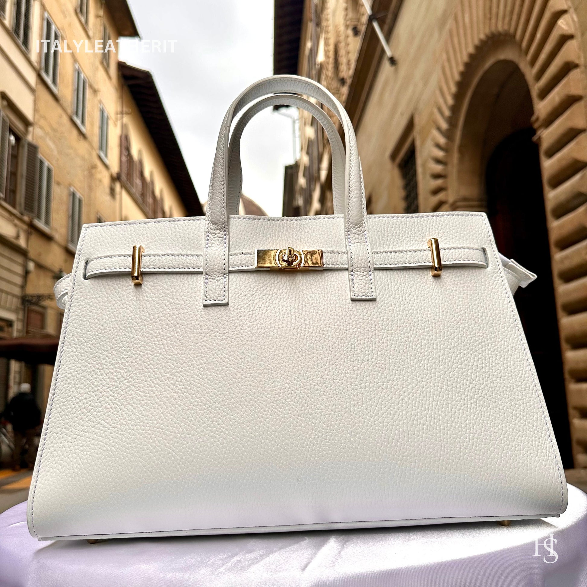 Italian Handmade Leather Bags for Women | Elegant Tote & Purse from Florence, made in Italy