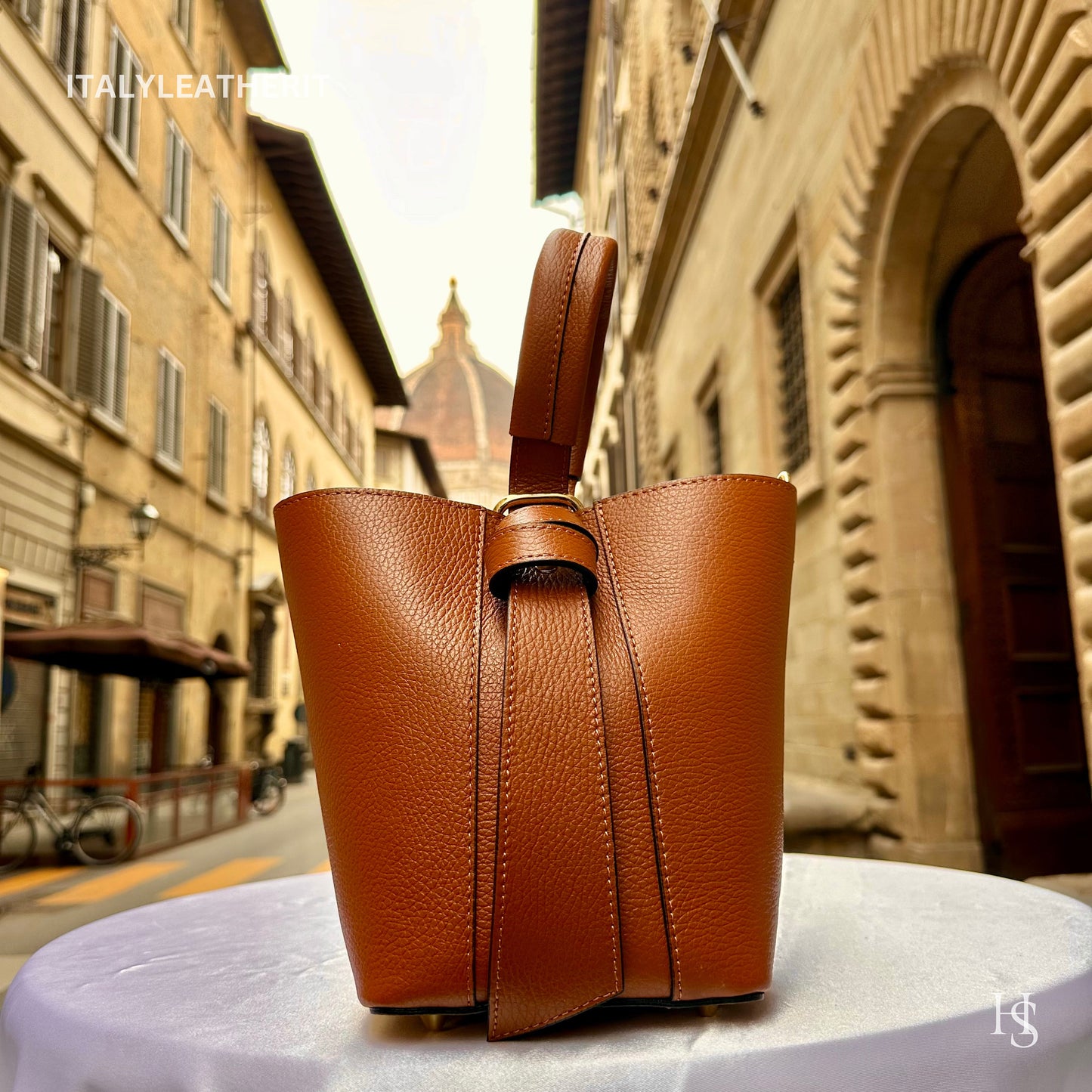 Italian Handmade Leather Bags For Women l l Elegant Leather Tote From Florence, Bucket bag, brown purse