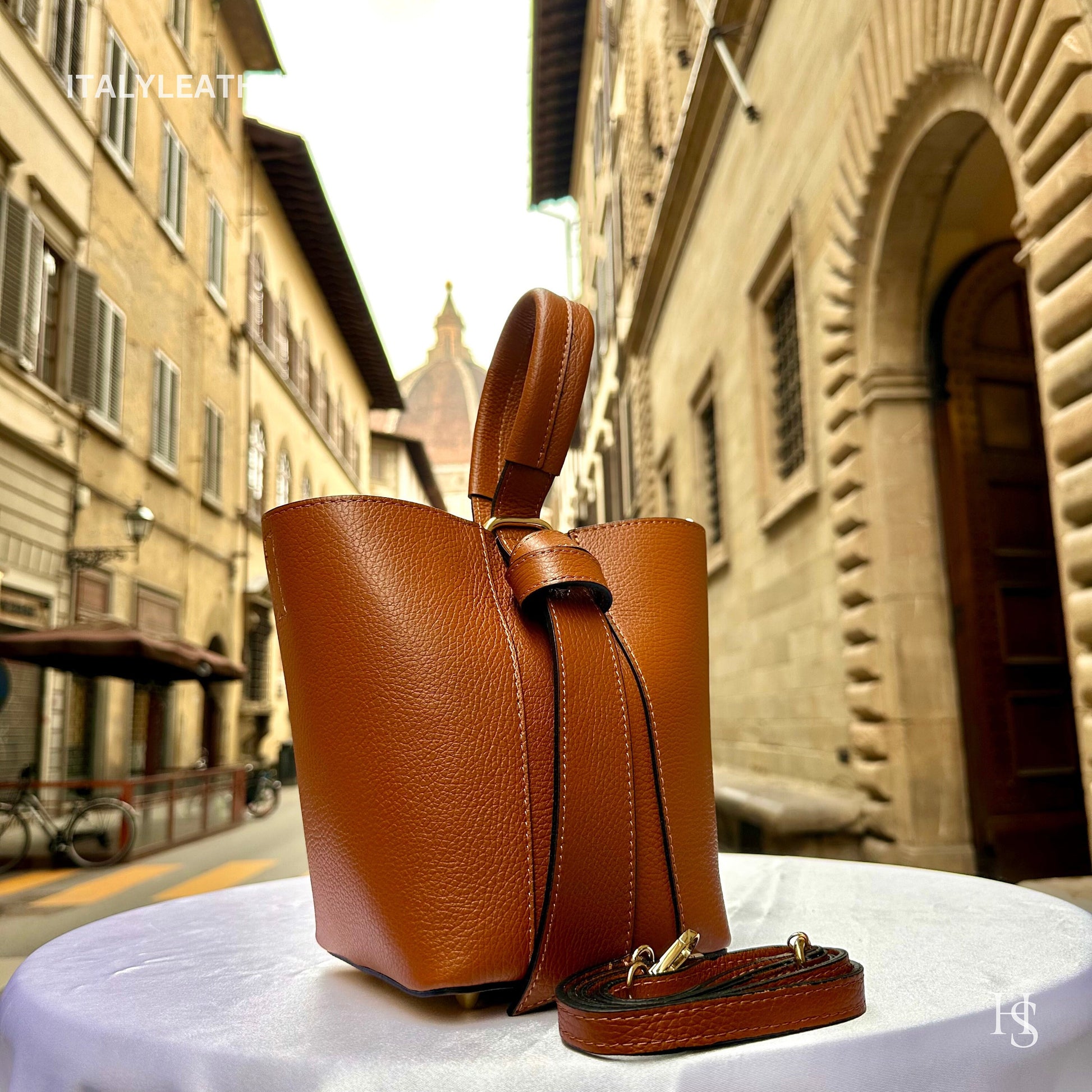 Italian Handmade Leather Bags For Women l l Elegant Leather Tote From Florence, Bucket bag, brown purse