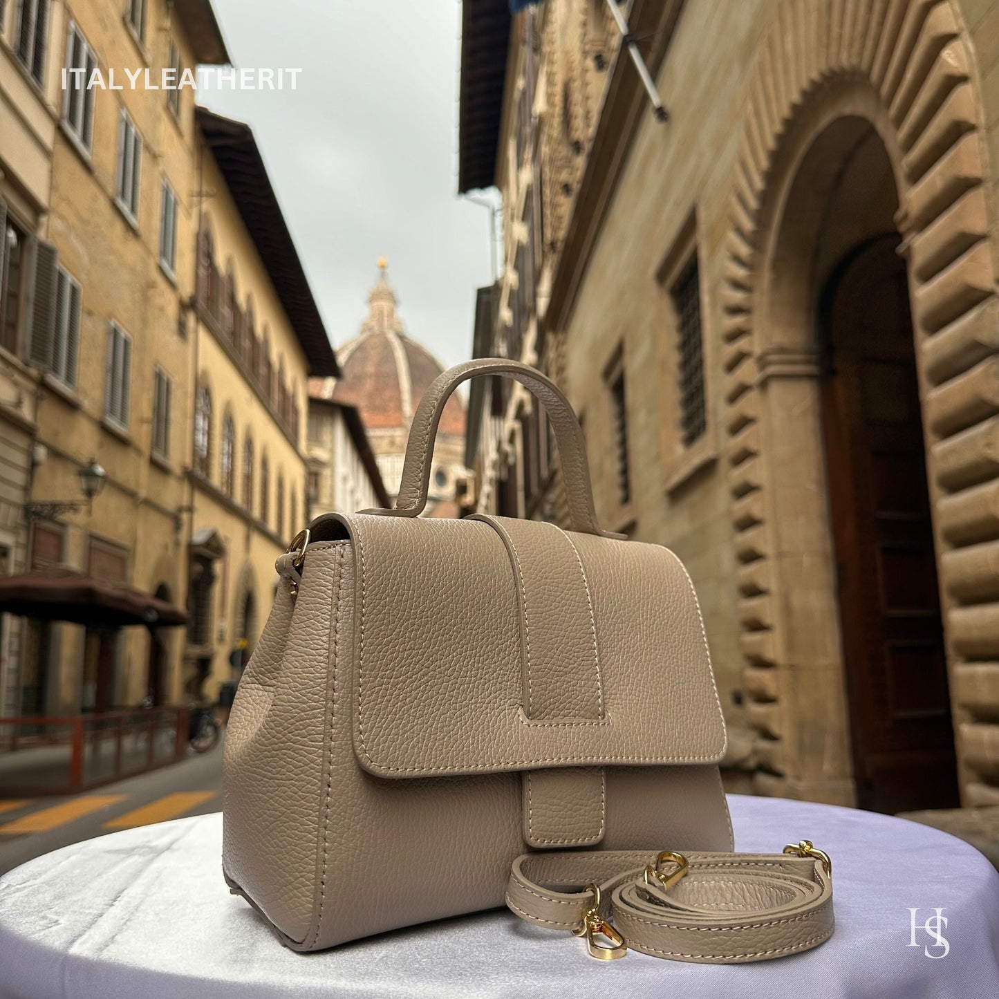 Italian Handmade Leather Bags For Women l l Elegant Leather Tote From Florence, Spacious & Stylish Florentine Tote