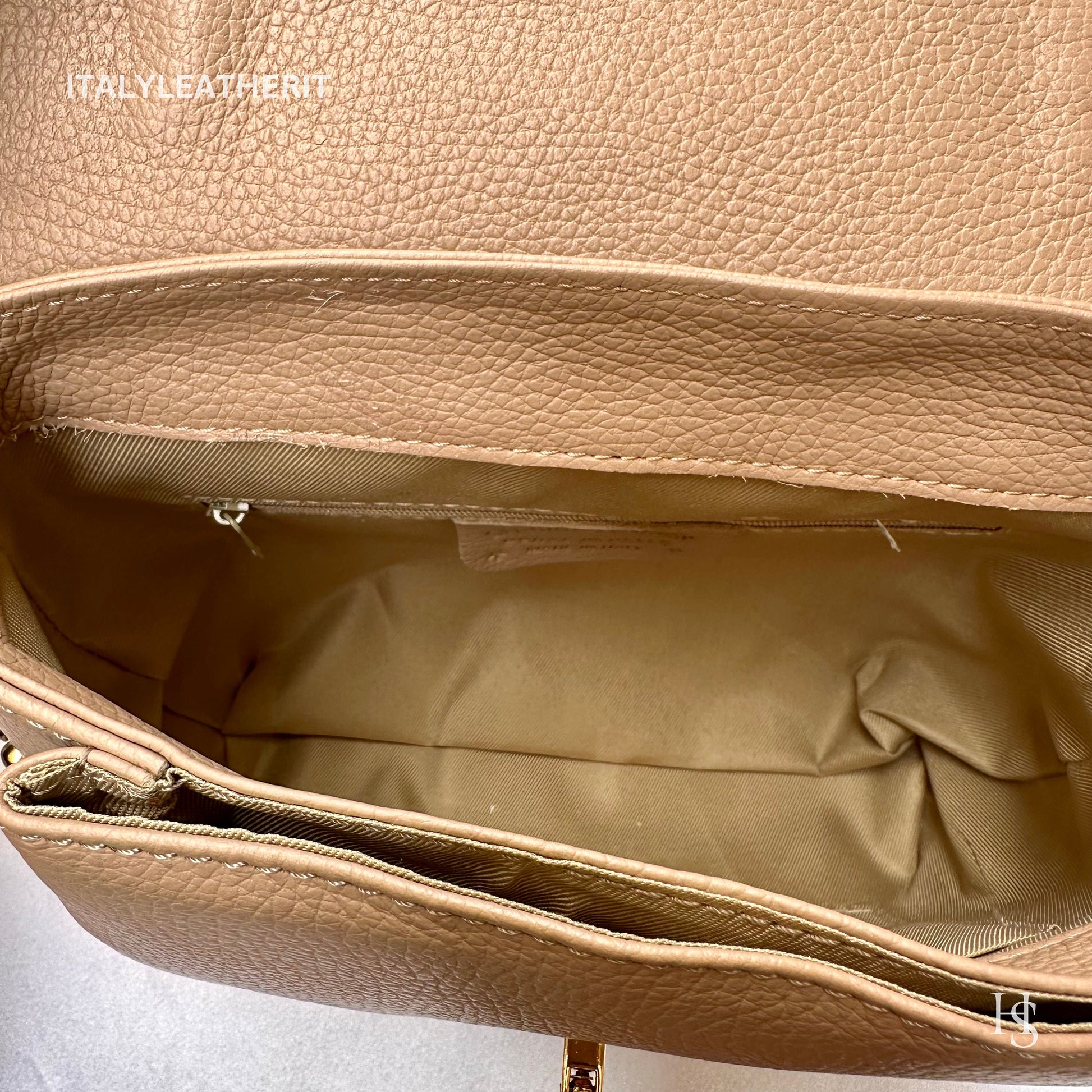 Italian Handmade Leather Bags For Women l l Elegant Leather Tote From Florence with bee-shaped lobster clasp closure