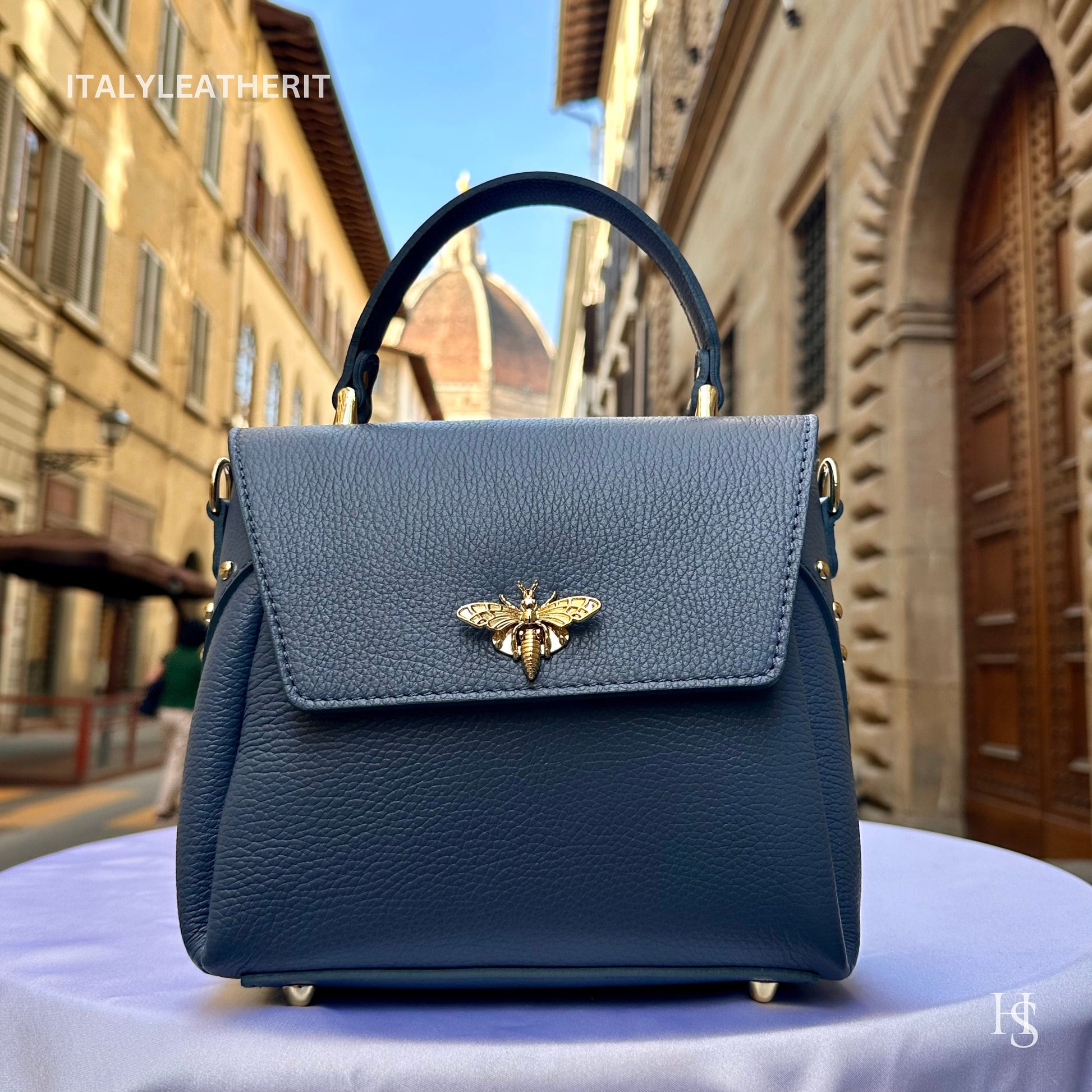 Italian Handmade Leather Bags For Women l l Elegant Leather Tote From Florence with bee-shaped lobster clasp closure