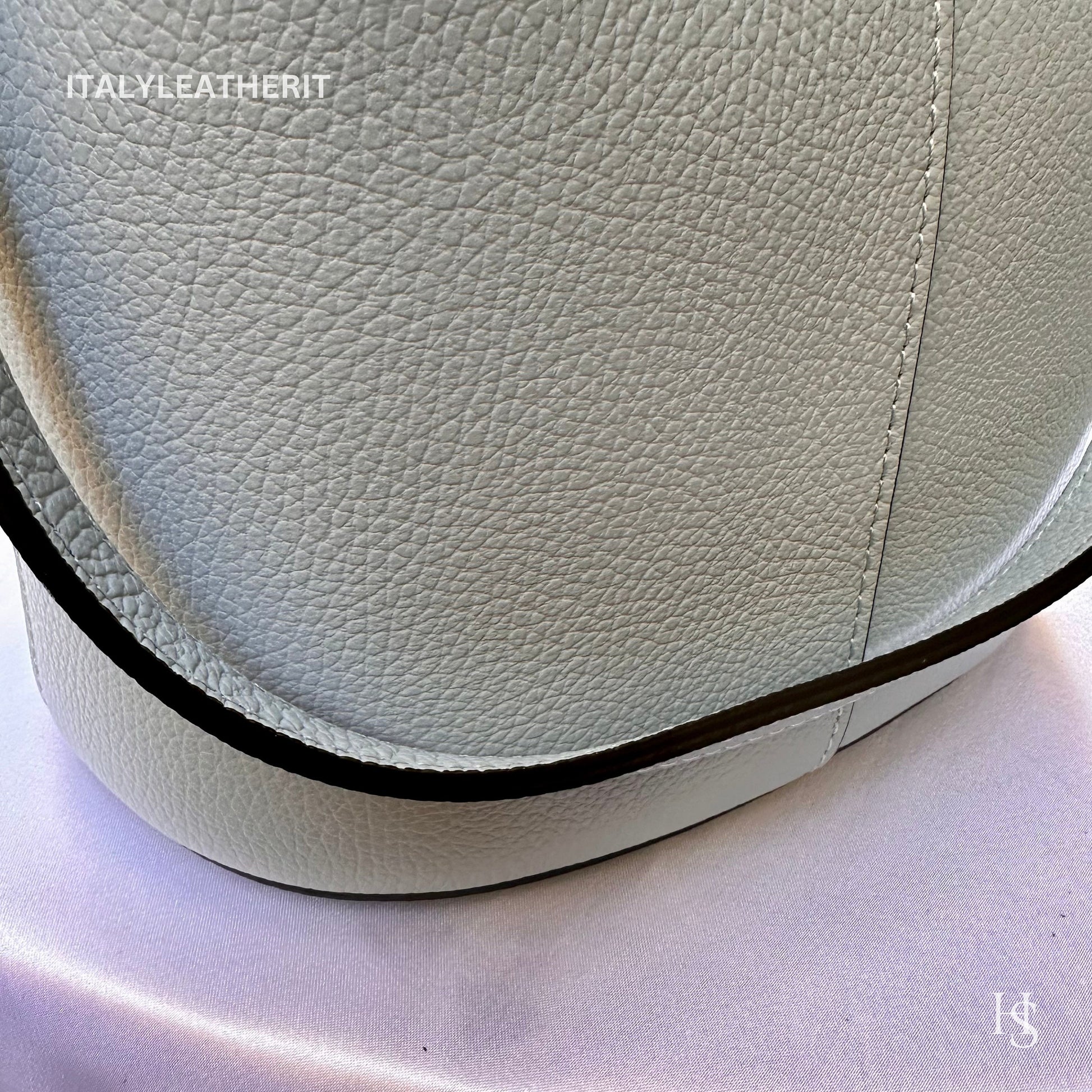 Italian Handmade Leather Bags For Woman l Elegant Leather Tote From Florence | Made in Italy, Bucket bag, light blue