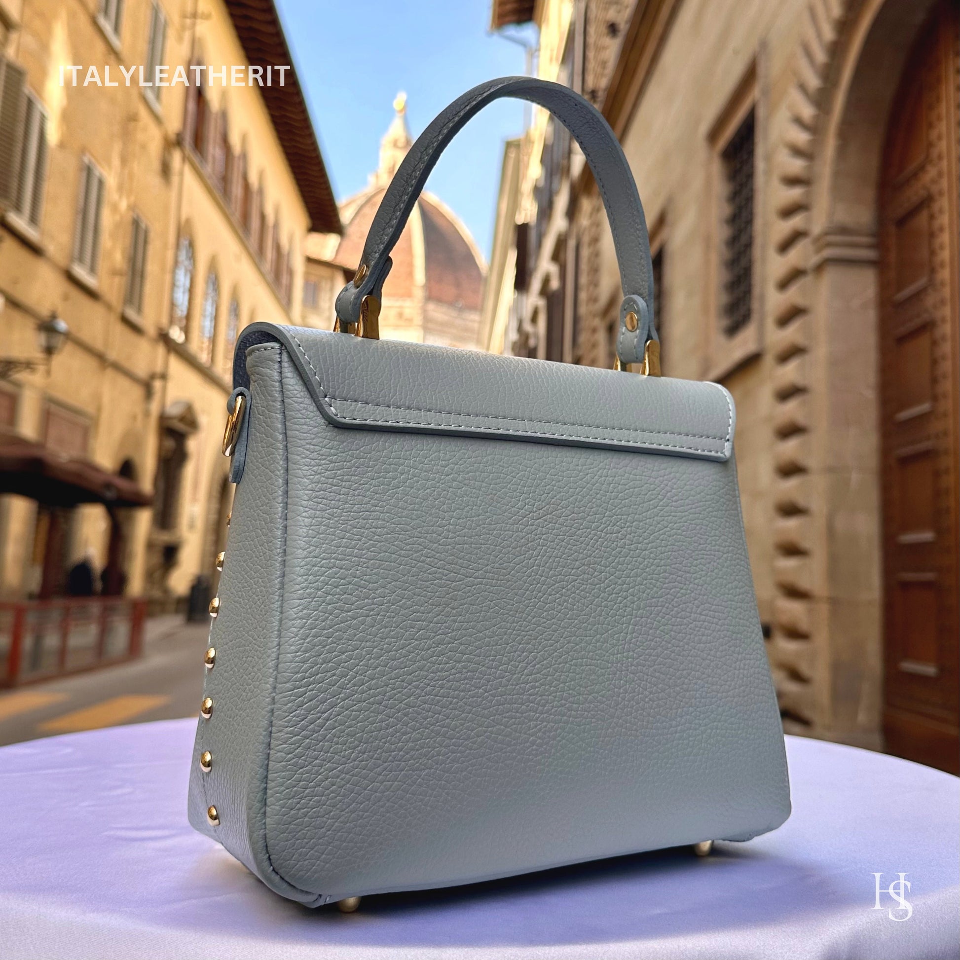 Italian Handmade Leather Bags For Women l l Elegant Leather Tote From Florence with bee-shaped lobster clasp closure