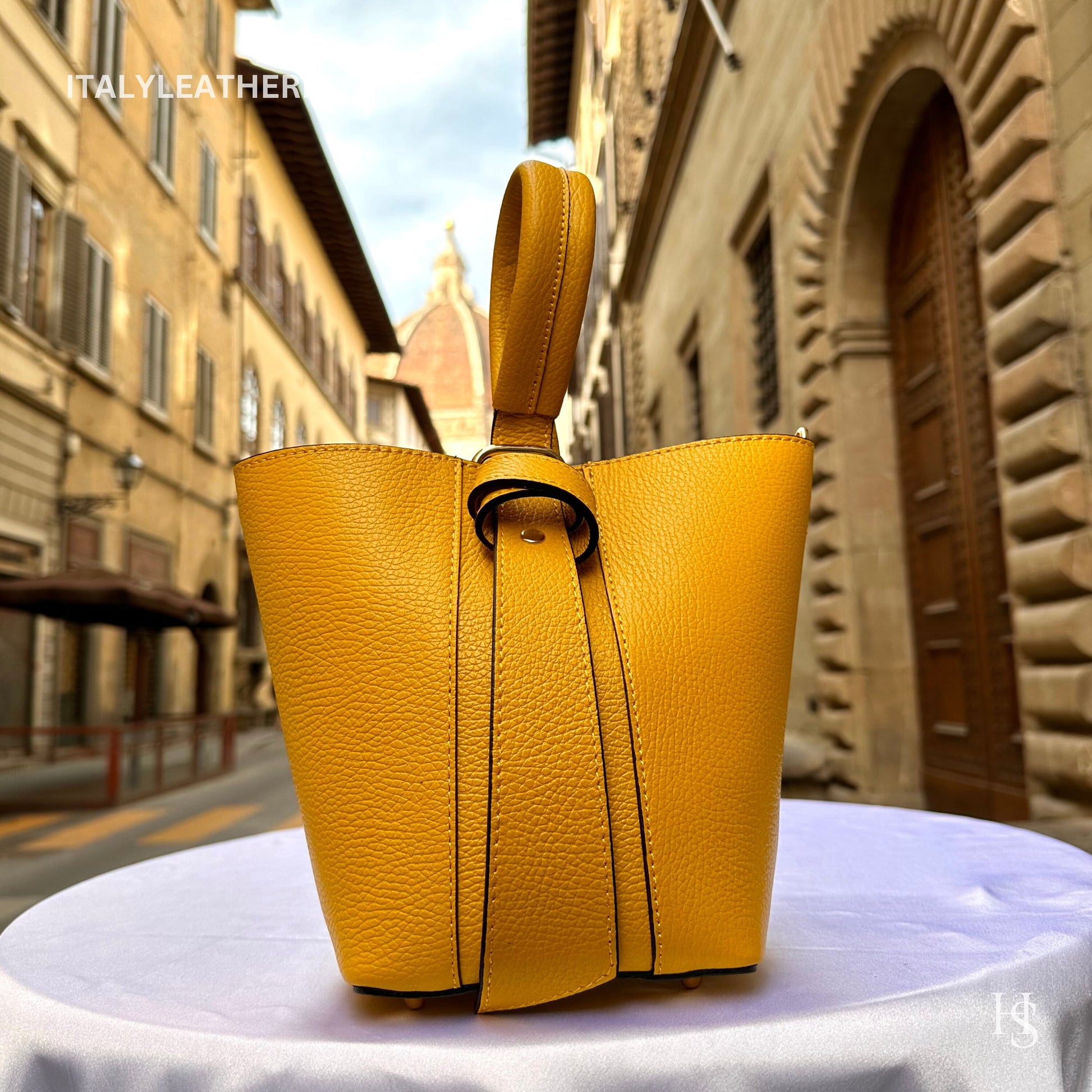 Italian Handmade Leather Bags For Women l l Elegant Leather Tote From Florence, Bucket bag, Made in Italy