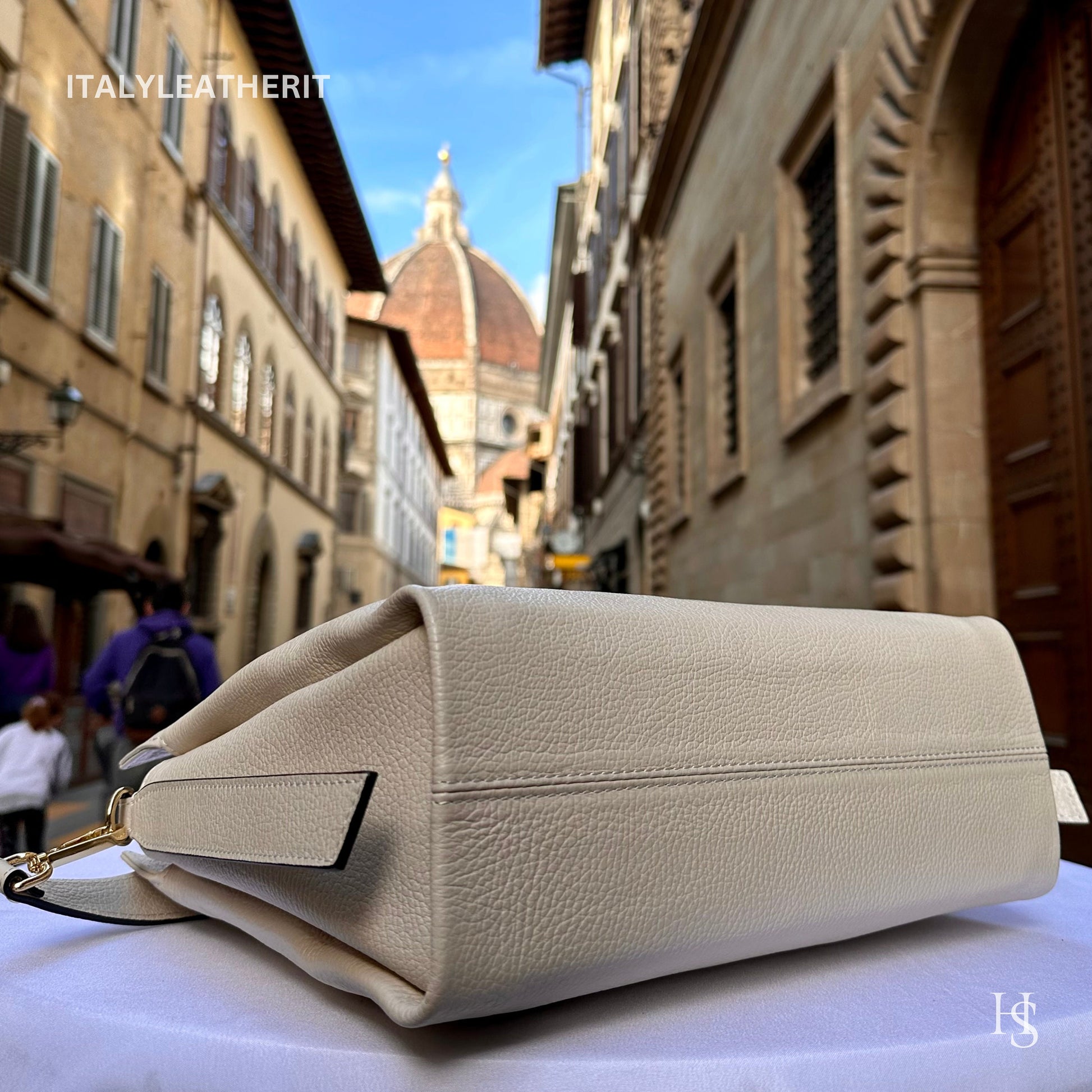 Italian Handmade Leather Bags For Women | Elegant Beige Tote From Florence | Made in Italy