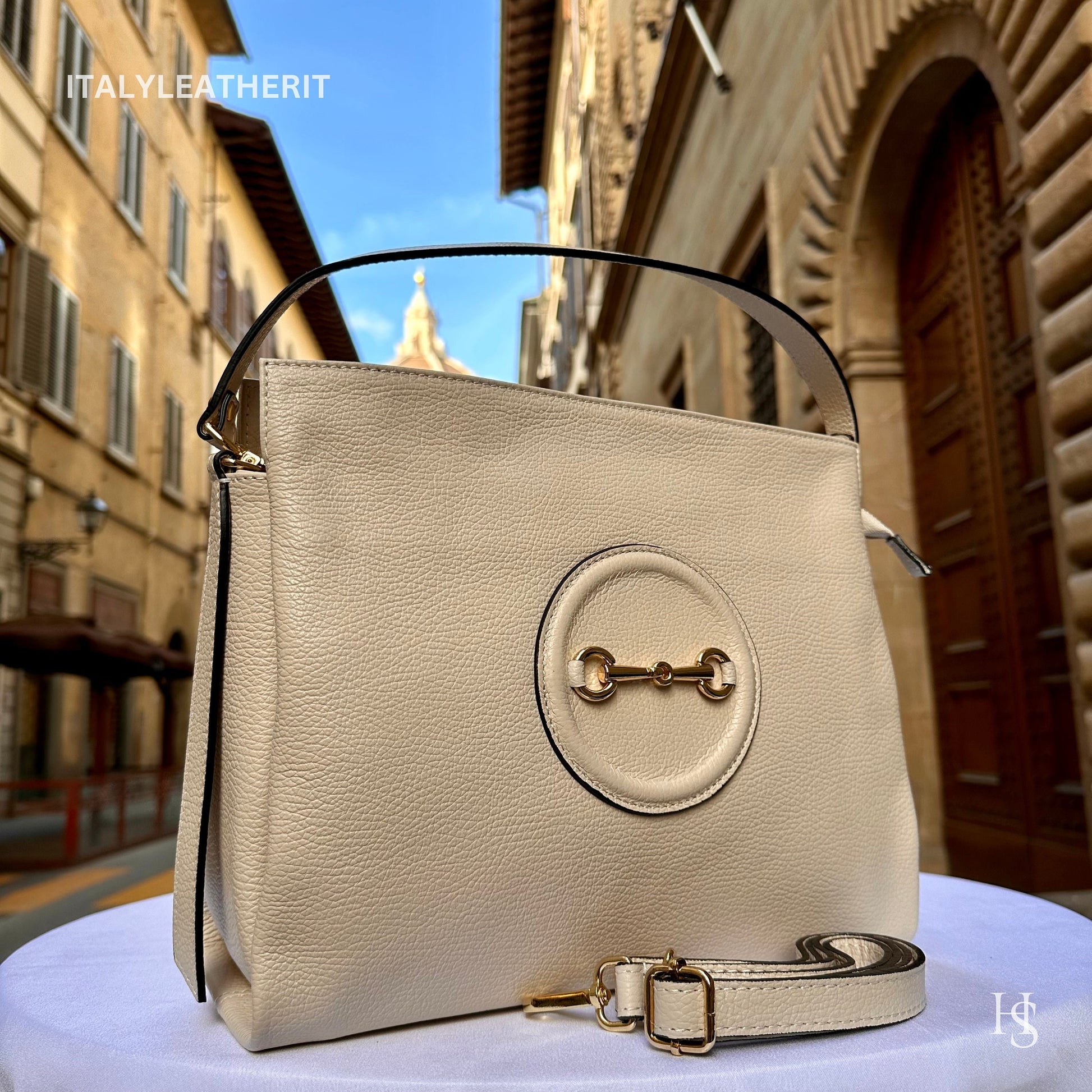 Italian Handmade Leather Bags For Women | Elegant Beige Tote From Florence | Made in Italy