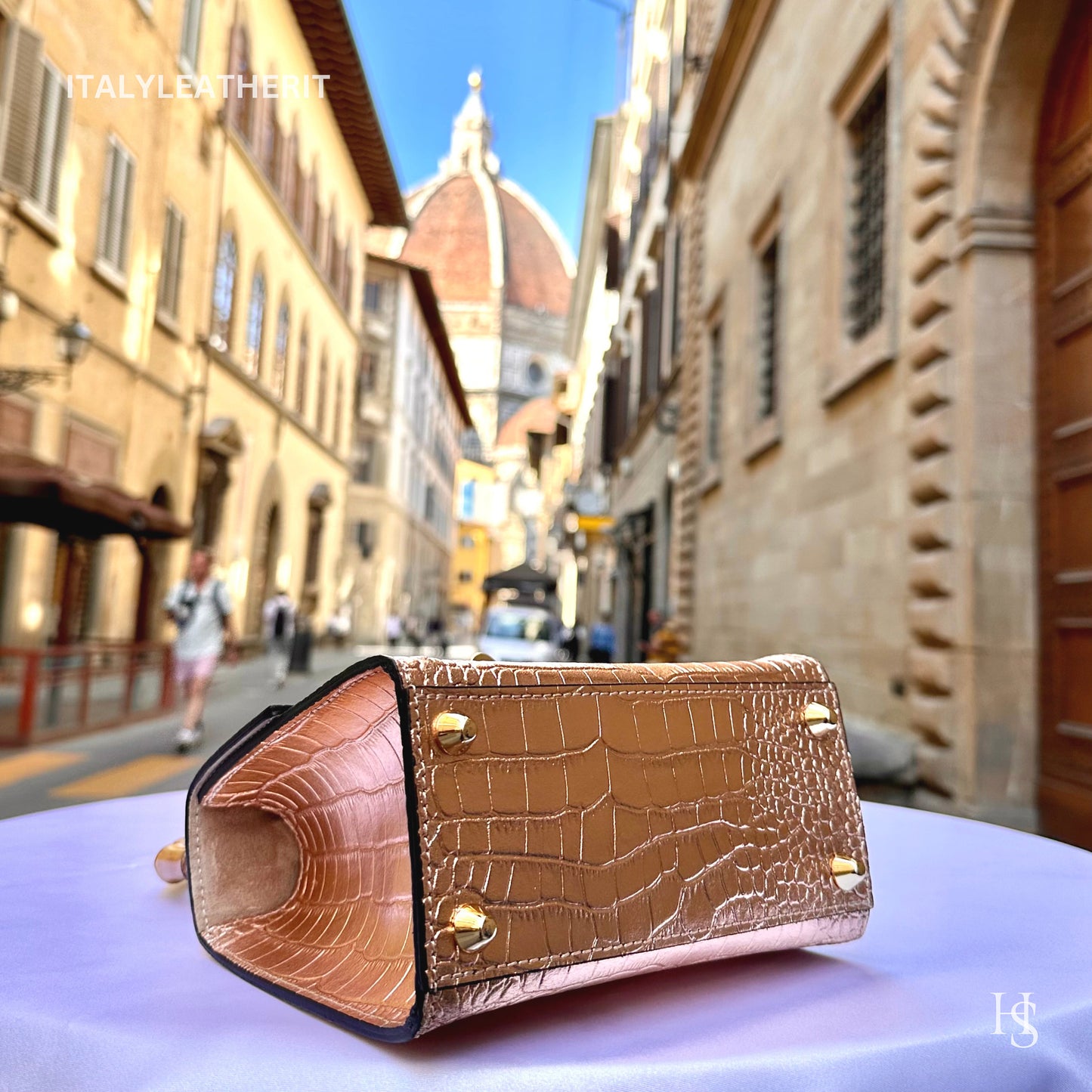Italian Handmade Leather Bags for Women | Elegant Leather Tote from Florence - Medium-Sized, Light pink purse