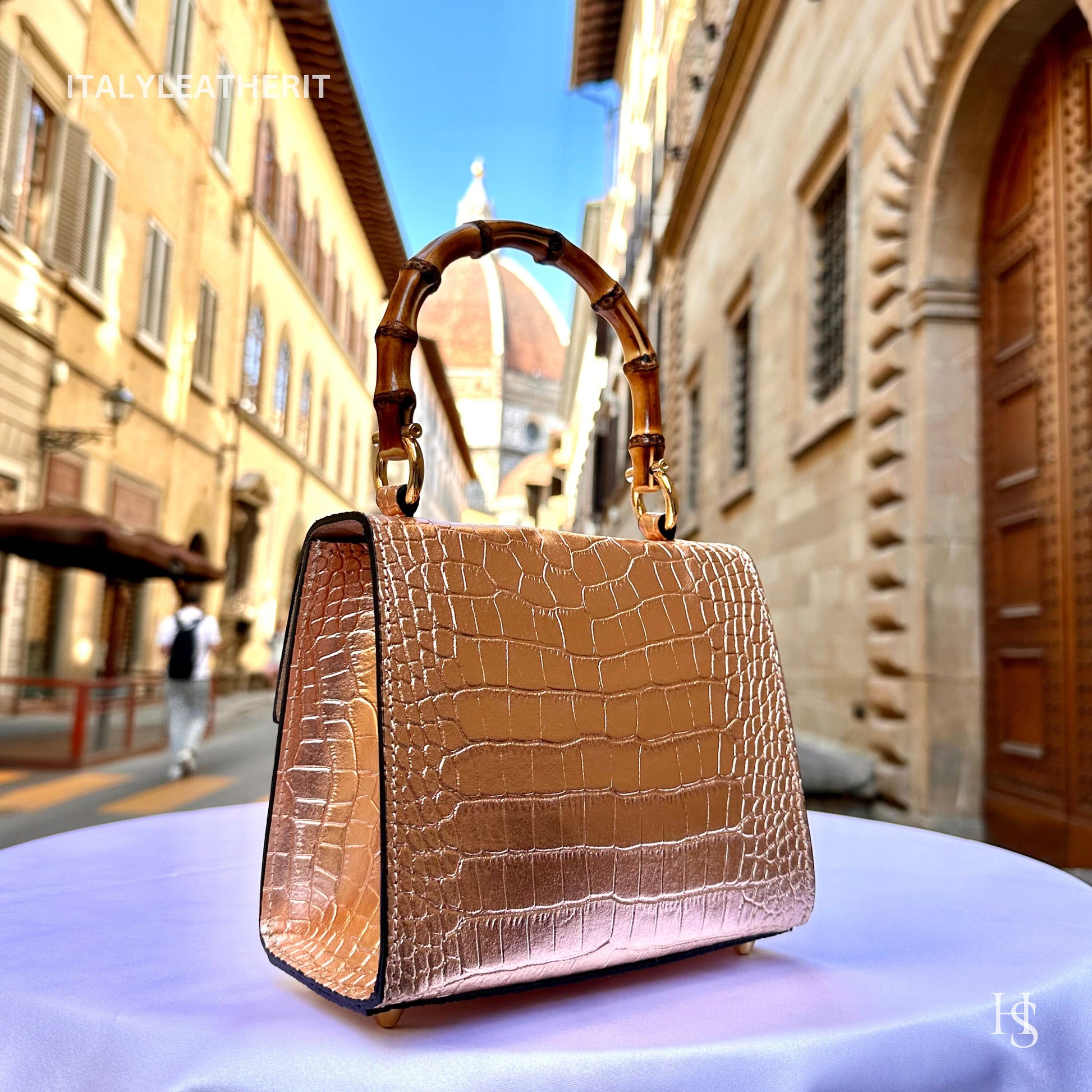 Italian Handmade Leather Bags for Women | Elegant Leather Tote from Florence - Medium-Sized, Light pink purse
