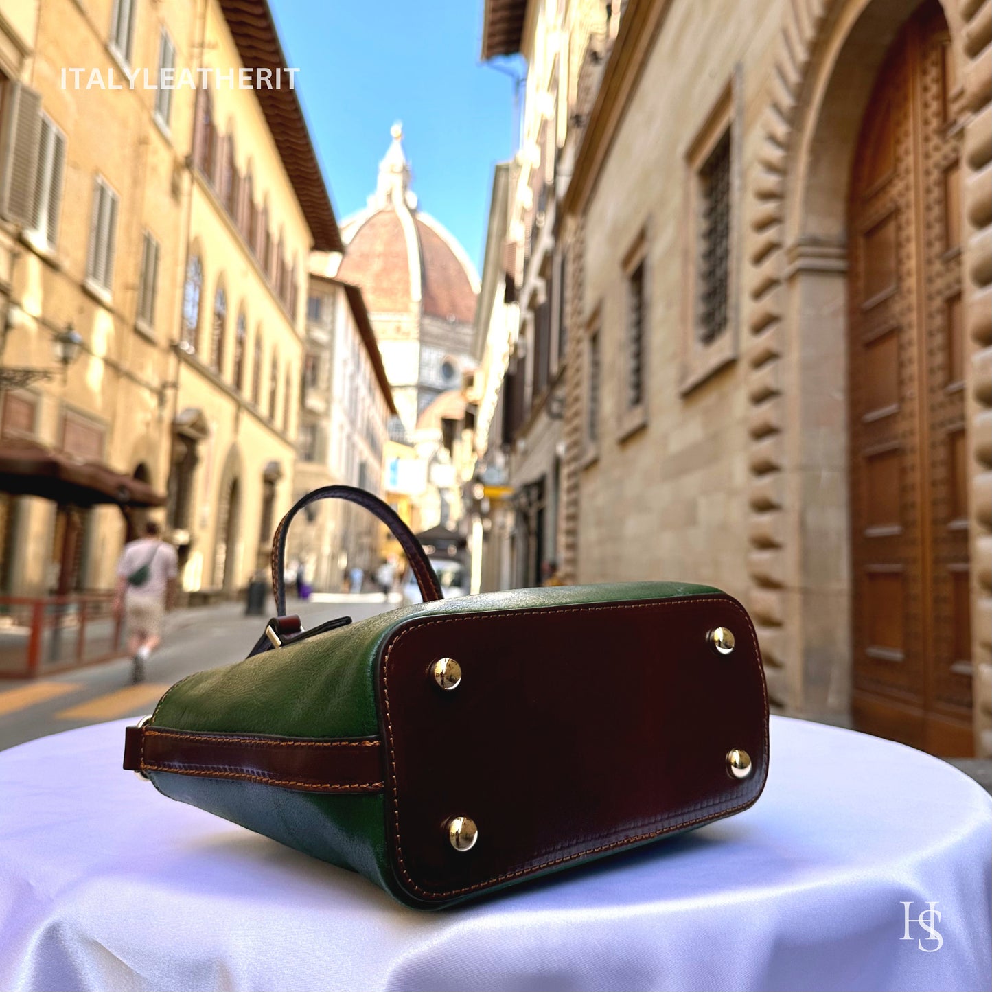 Italian Handmade Leather Bags For Women l l Elegant Leather Tote From Florence, Small boat bag, Made in Italy