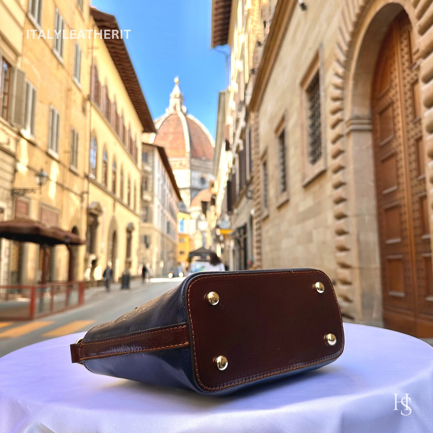 Italian Handmade Leather Bags For Women l l Elegant Leather Tote From Florence, Small boat bag, Made in Italy- Navy blue bag