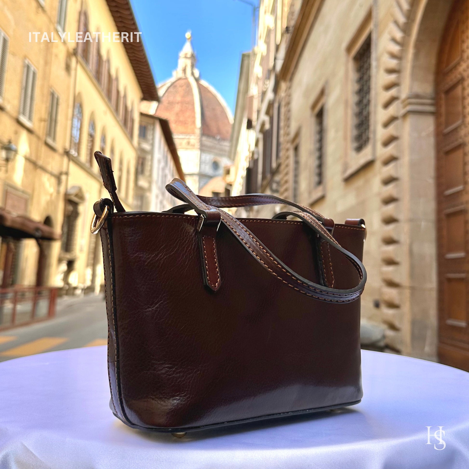Italian Handmade Leather Bags For Women l l Elegant Leather Tote From Florence, Small boat bag, Made in Italy