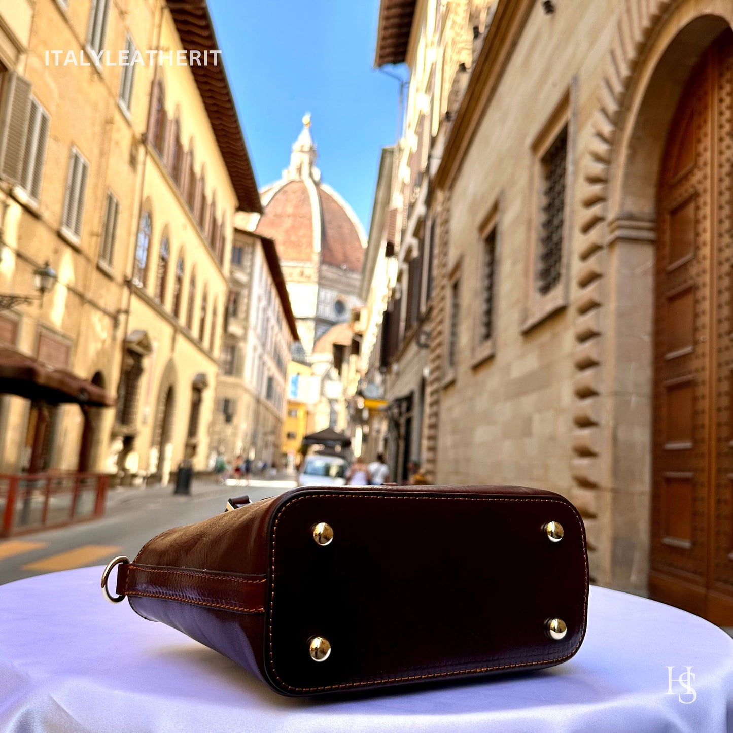 Italian Handmade Leather Bags For Women l l Elegant Leather Tote From Florence, Small boat bag, Made in Italy