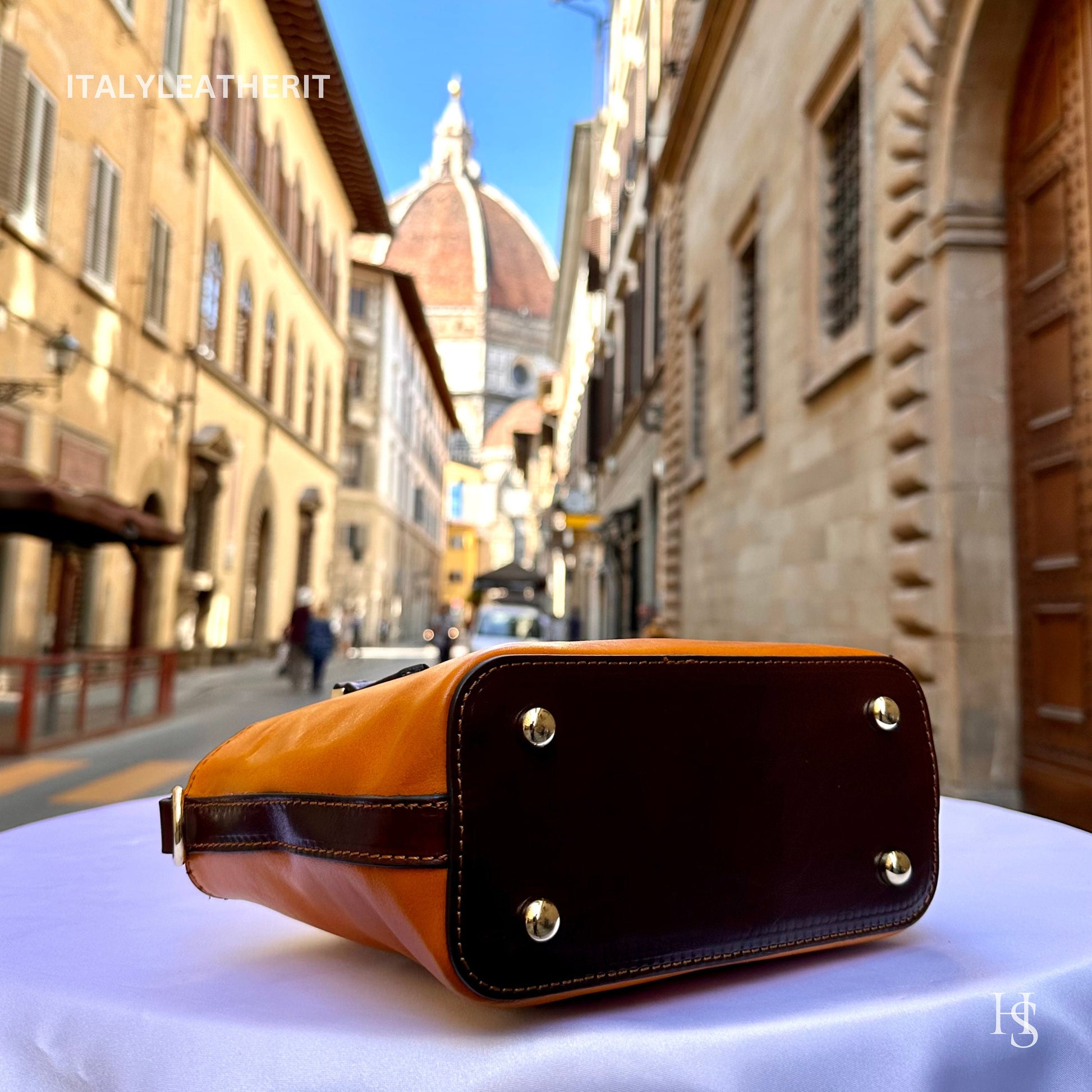 Italian Handmade Leather Bags For Women l l Elegant Leather Tote From Florence, Small boat bag, Made in Italy
