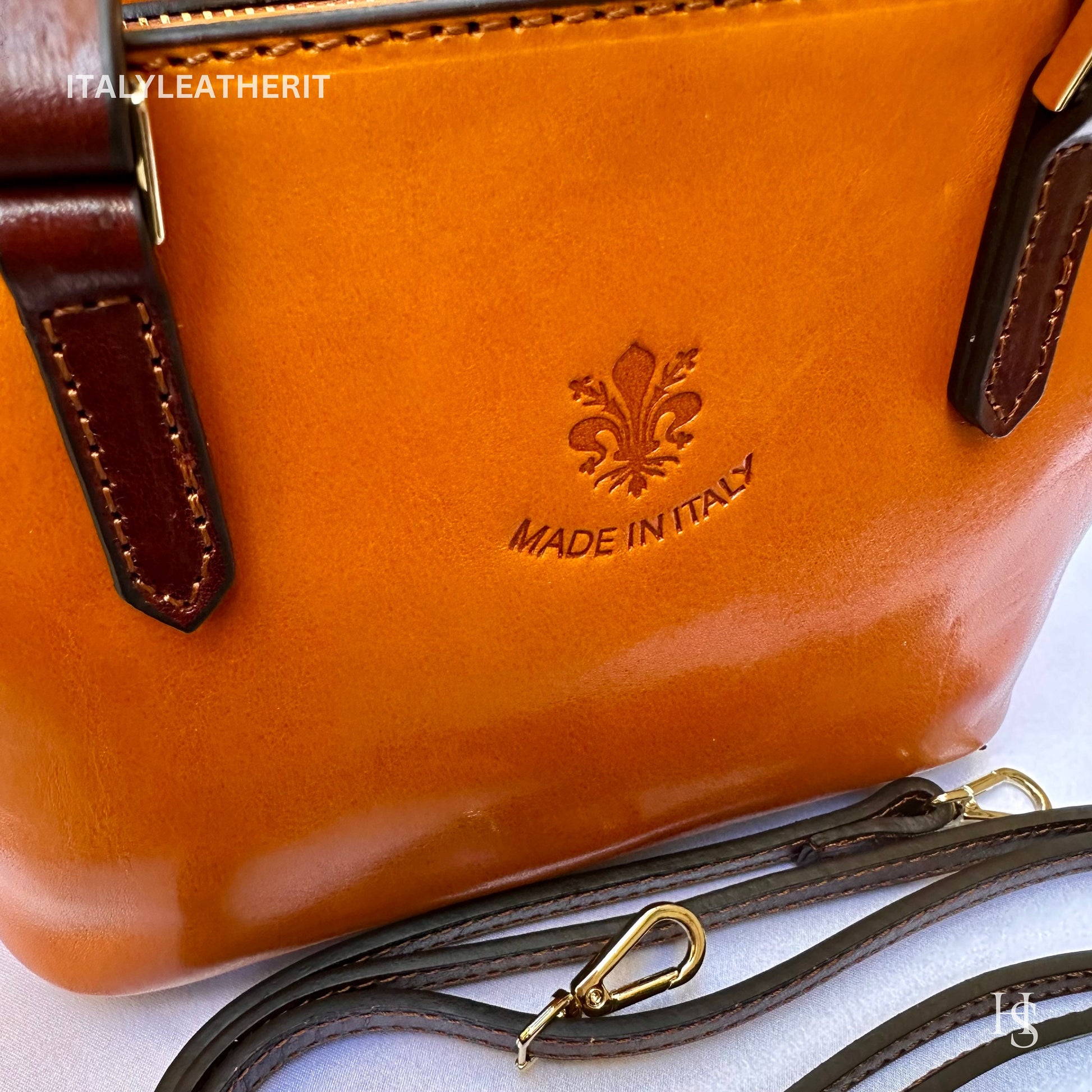 Italian Handmade Leather Bags For Women l l Elegant Leather Tote From Florence, Small boat bag, Made in Italy