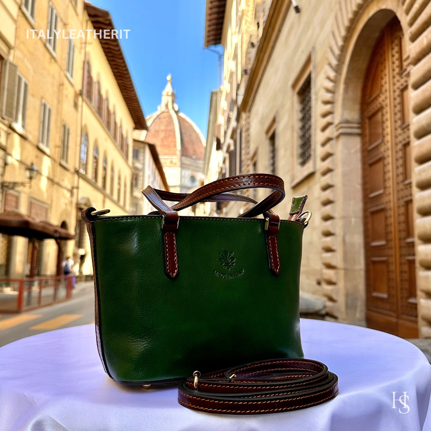 Italian Handmade Leather Bags For Women l l Elegant Leather Tote From Florence, Small boat bag, Made in Italy