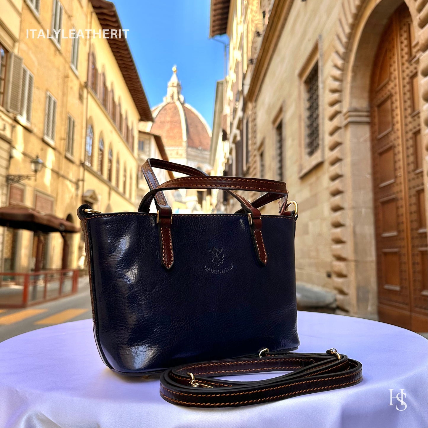 Italian Handmade Leather Bags For Women l l Elegant Leather Tote From Florence, Small boat bag, Made in Italy- Navy blue bag