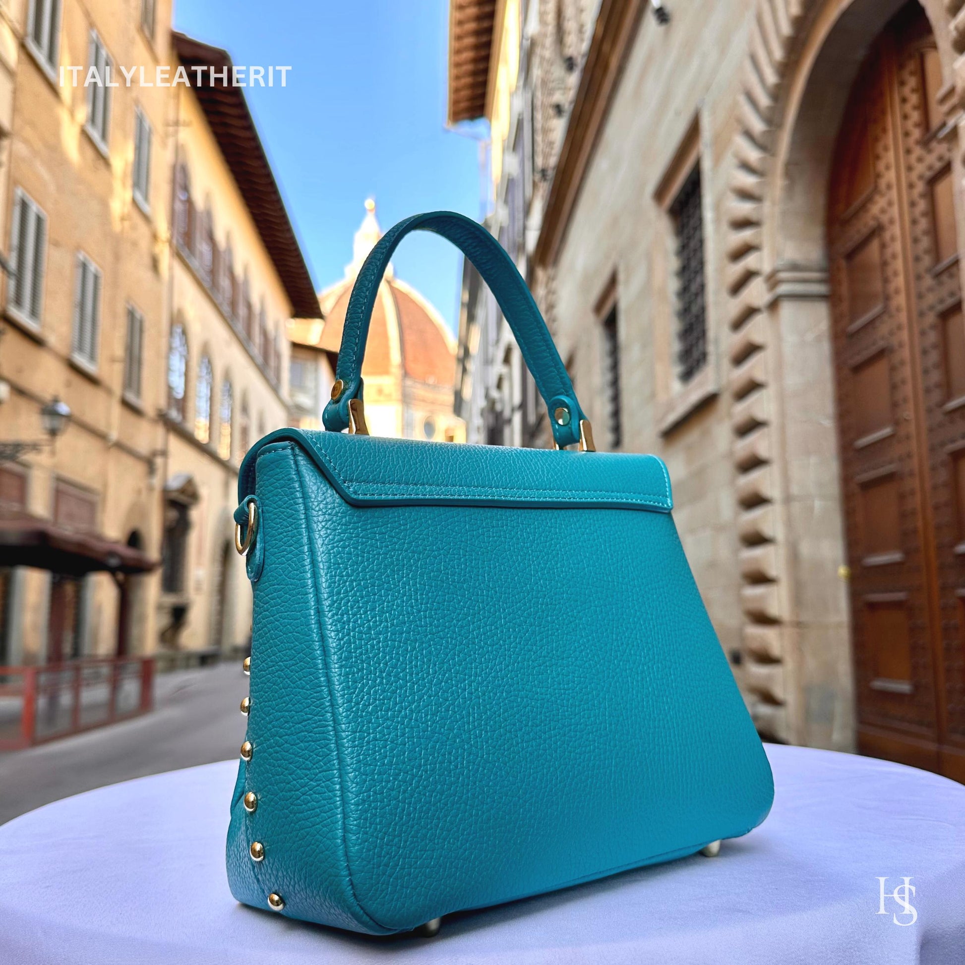Italian Handmade Leather Bags For Women l l Elegant Leather Tote From Florence with bee-shaped lobster clasp closure