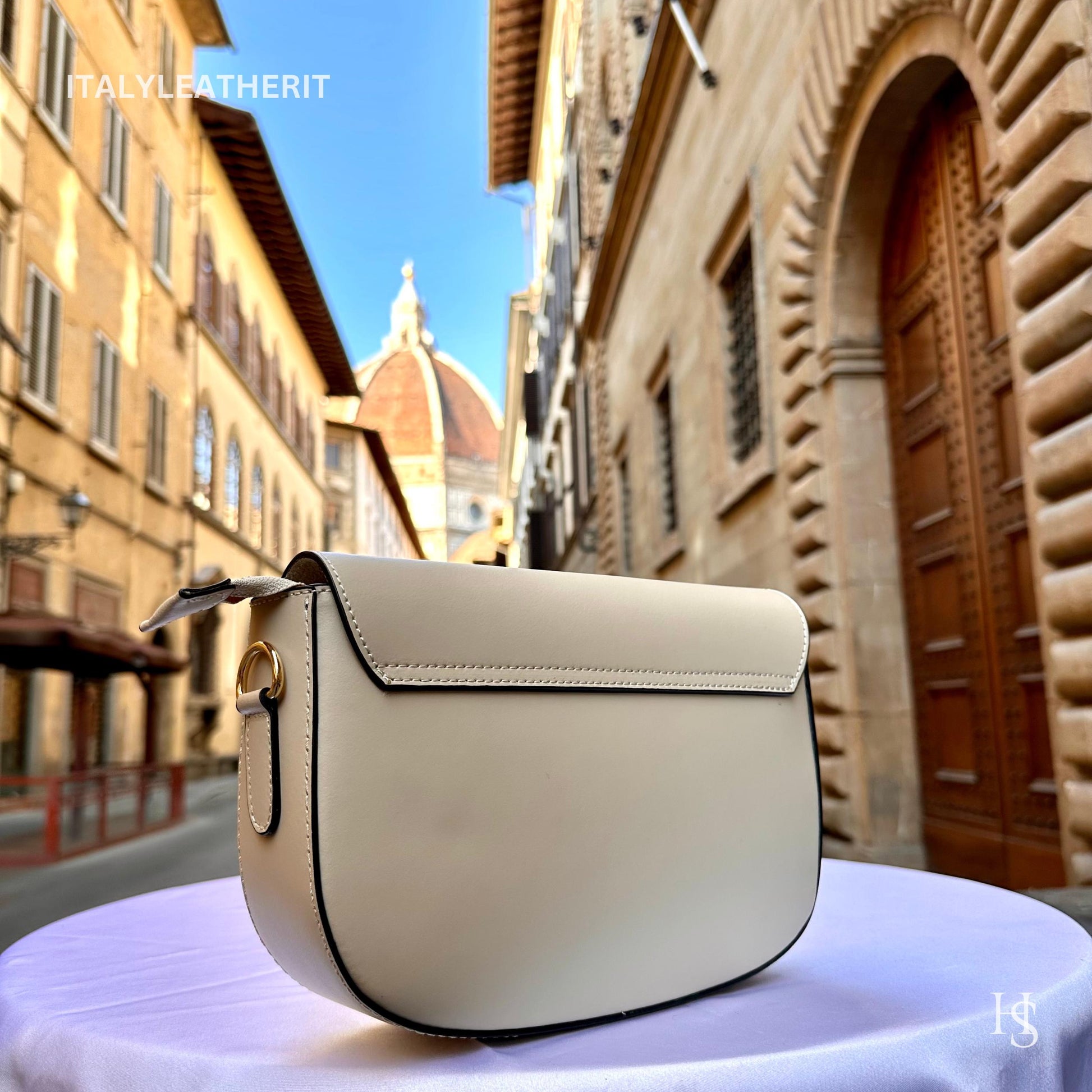 Italian Handmade Leather Bags for Women | Elegant Leather Tote & Red Crossbody Bag from Florence, Made in Italy