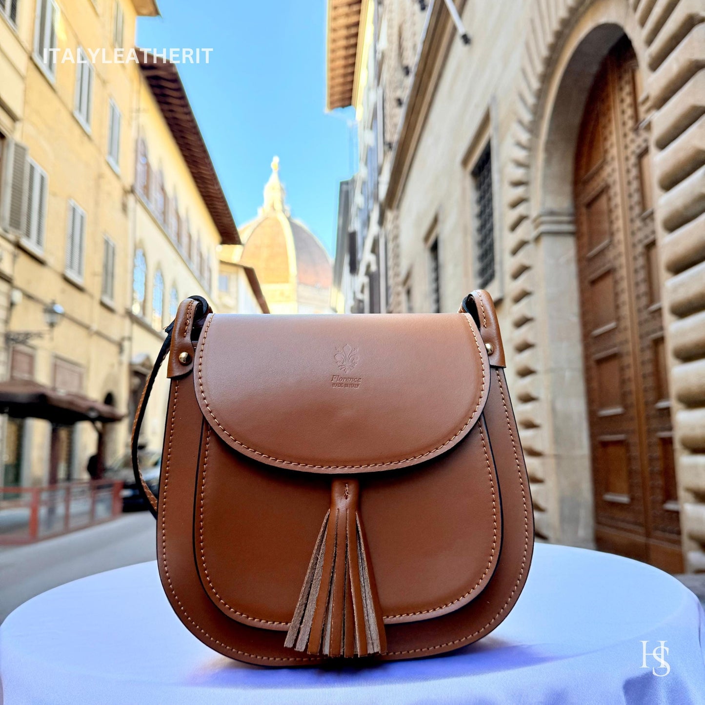 Italian Handmade Leather Bags For Women | Elegant Leather Tote From Florence | Red Crossbody Bag