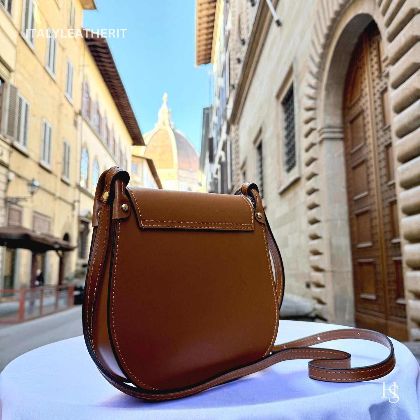 Italian Handmade Leather Bags For Women | Elegant Leather Tote From Florence | Red Crossbody Bag