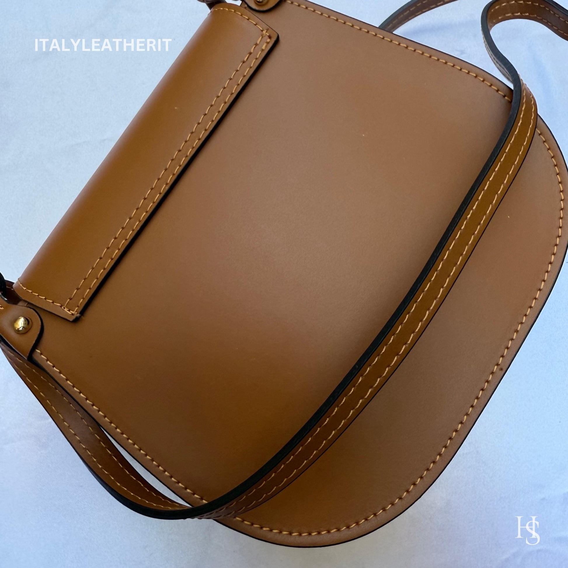 Italian Handmade Leather Bags For Women | Elegant Leather Tote From Florence | Red Crossbody Bag