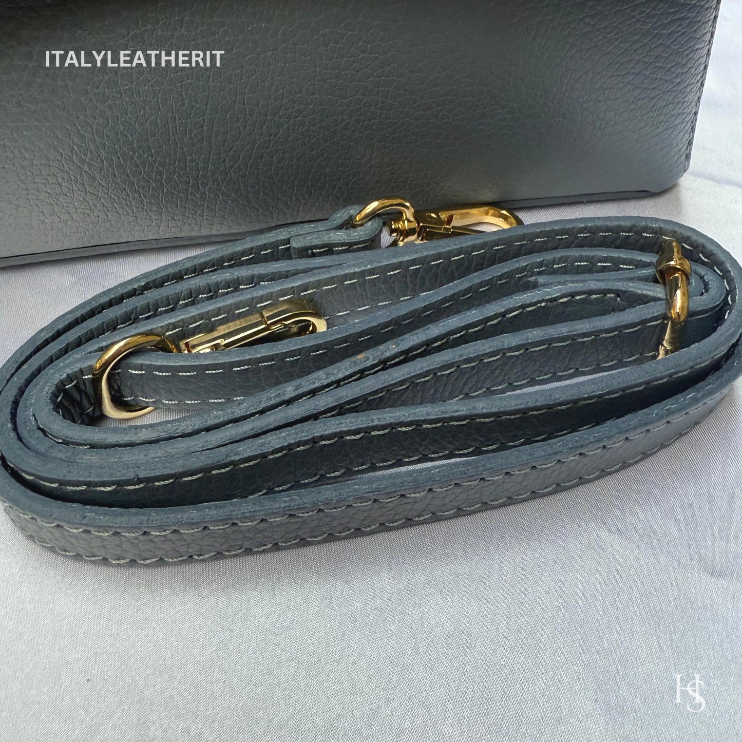 Italian Handmade Leather Bags for Women | Elegant Leather Tote from Florence with Bee-Shaped Accessory Clasp Closure