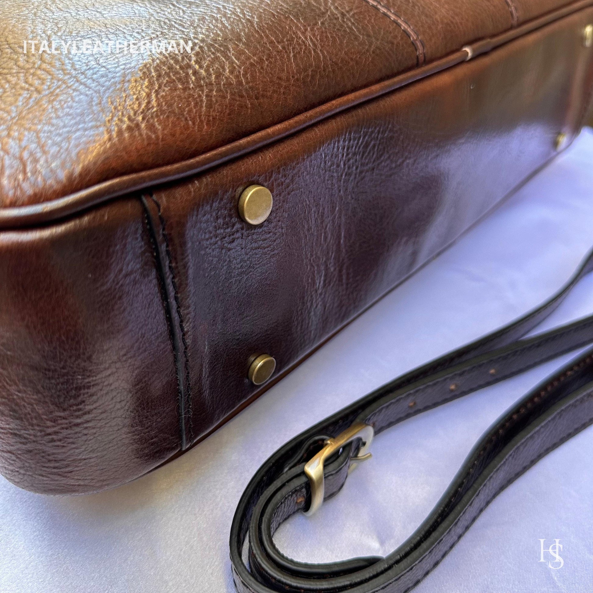 Italian Handmade Leather Briefcase Bags for Men | Elevate Your Style with Exquisite Craftsmanship made in Italy from Florence | shoulder bag