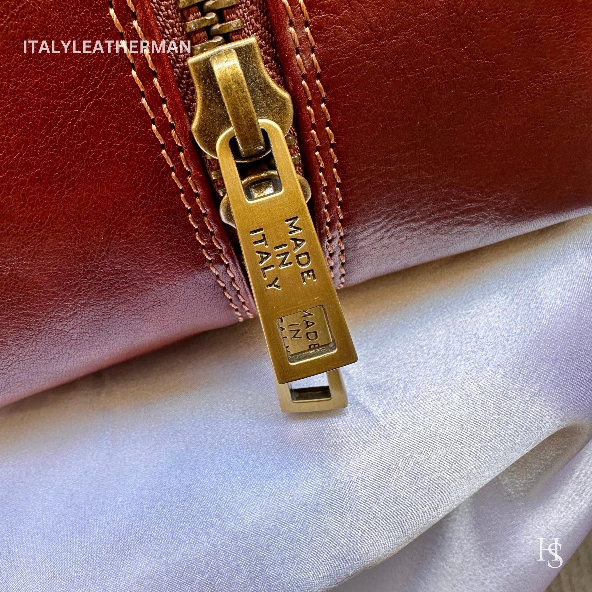Italian Handmade Leather Travel Bags for Men | Elevate Your Style with Exquisite Craftsmanship made in Italy from Florence