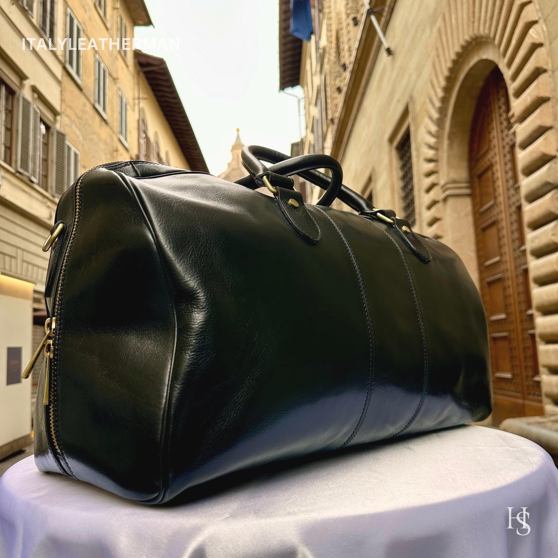 Italian Handmade Leather Travel Bags for Men | Elevate Your Style with Exquisite Craftsmanship made in Italy, Black travel bag
