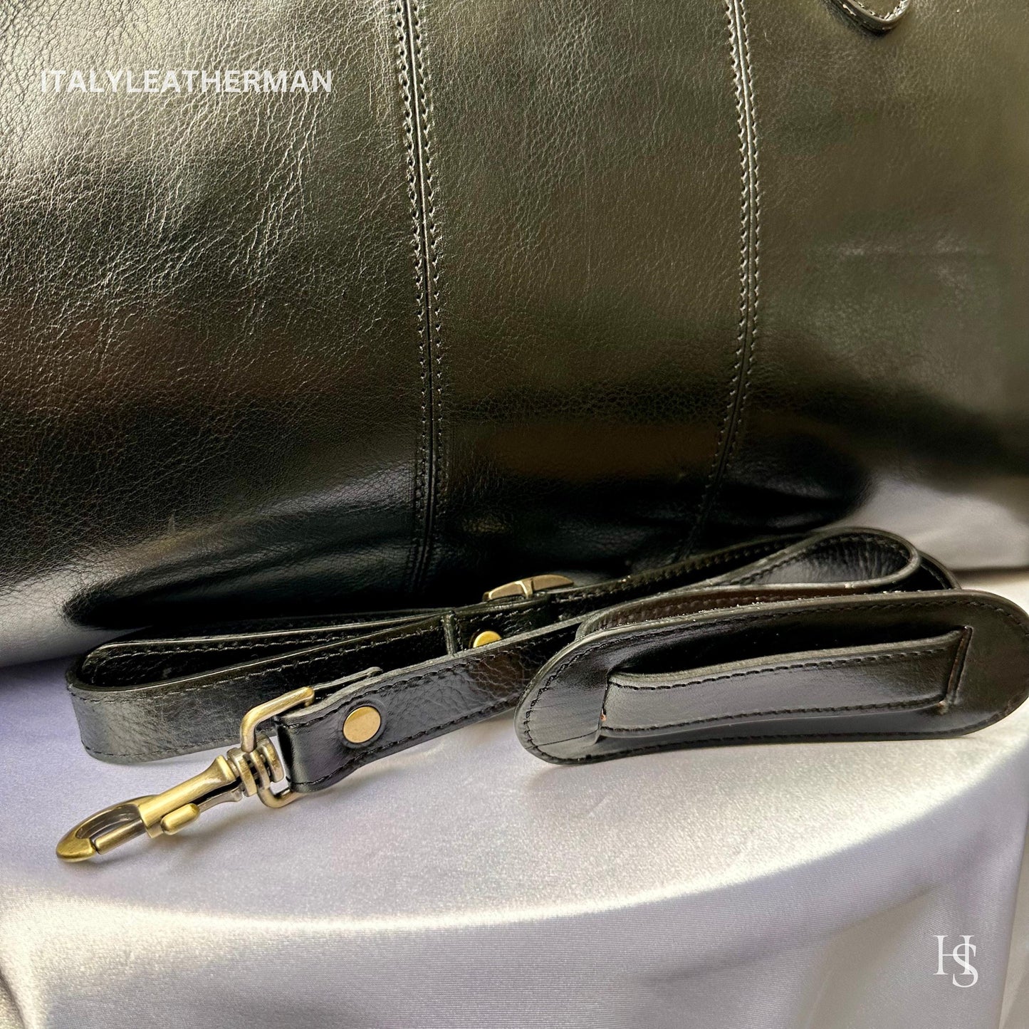 Italian Handmade Leather Travel Bags for Men | Elevate Your Style with Exquisite Craftsmanship made in Italy, Black travel bag