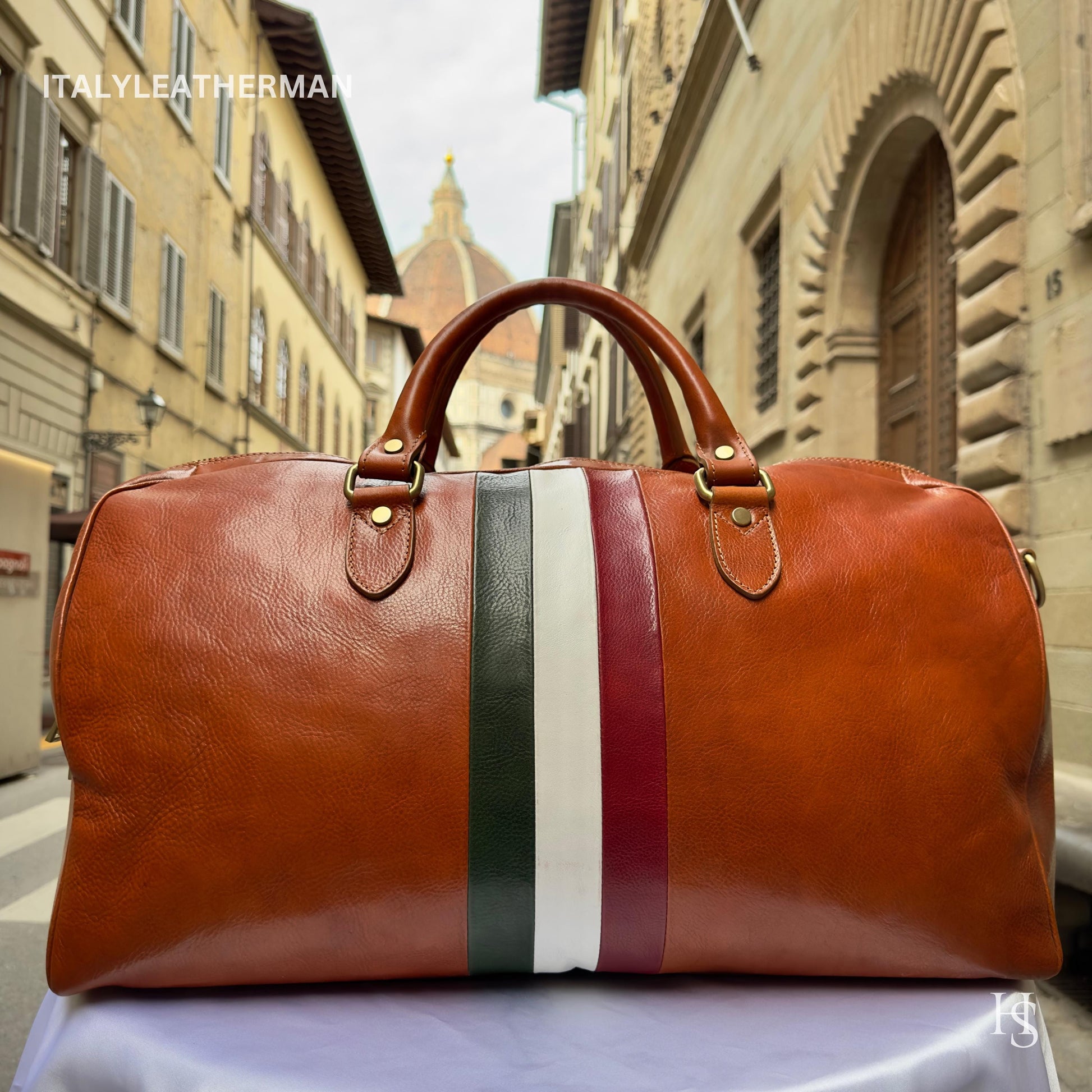 Italian Handmade Leather Travel Bags for Men | Elevate Your Style with Exquisite Craftsmanship made in Italy from Florence