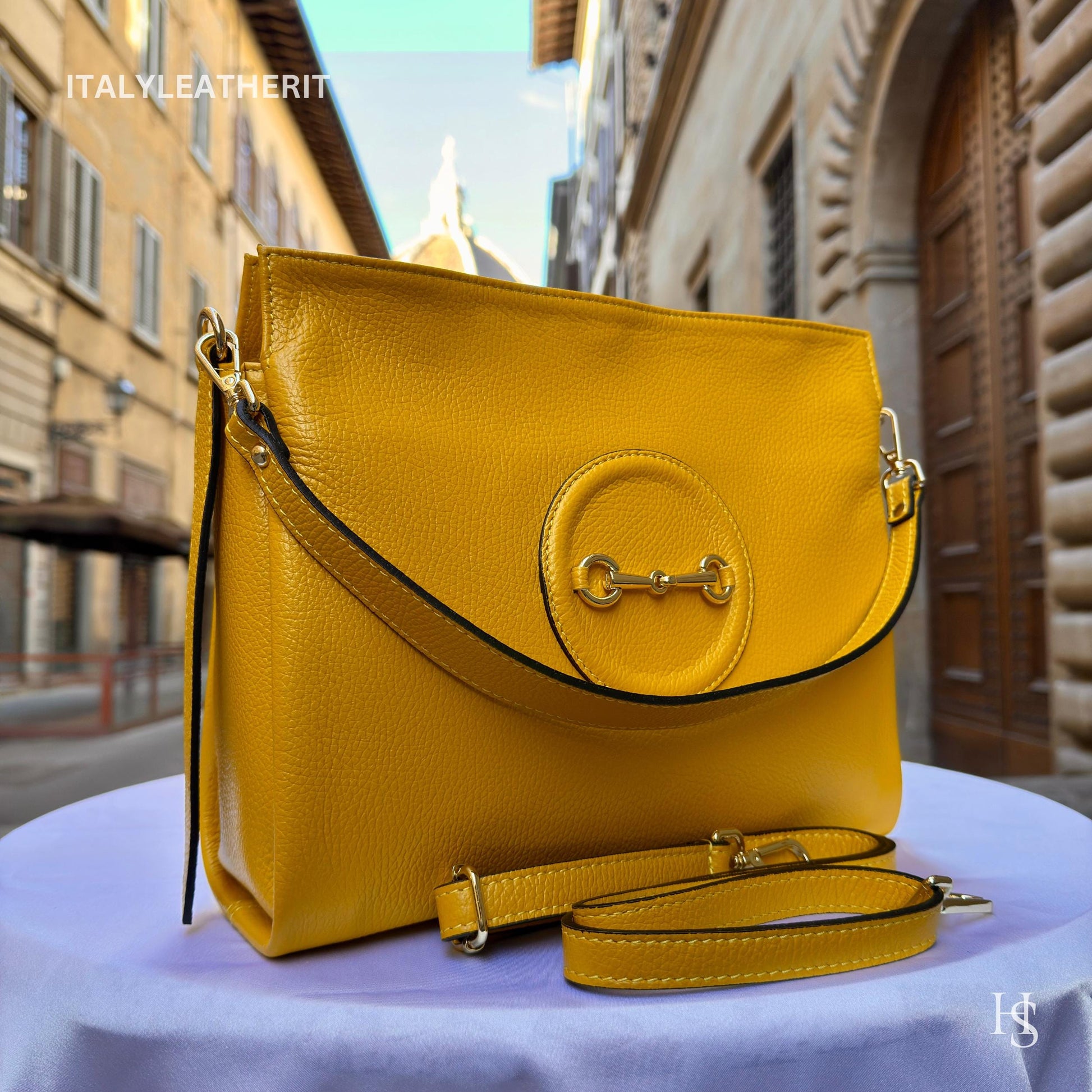 Italian Handmade Leather Bags For Women | Elegant Red Leather Tote From Florence | Made in Italy