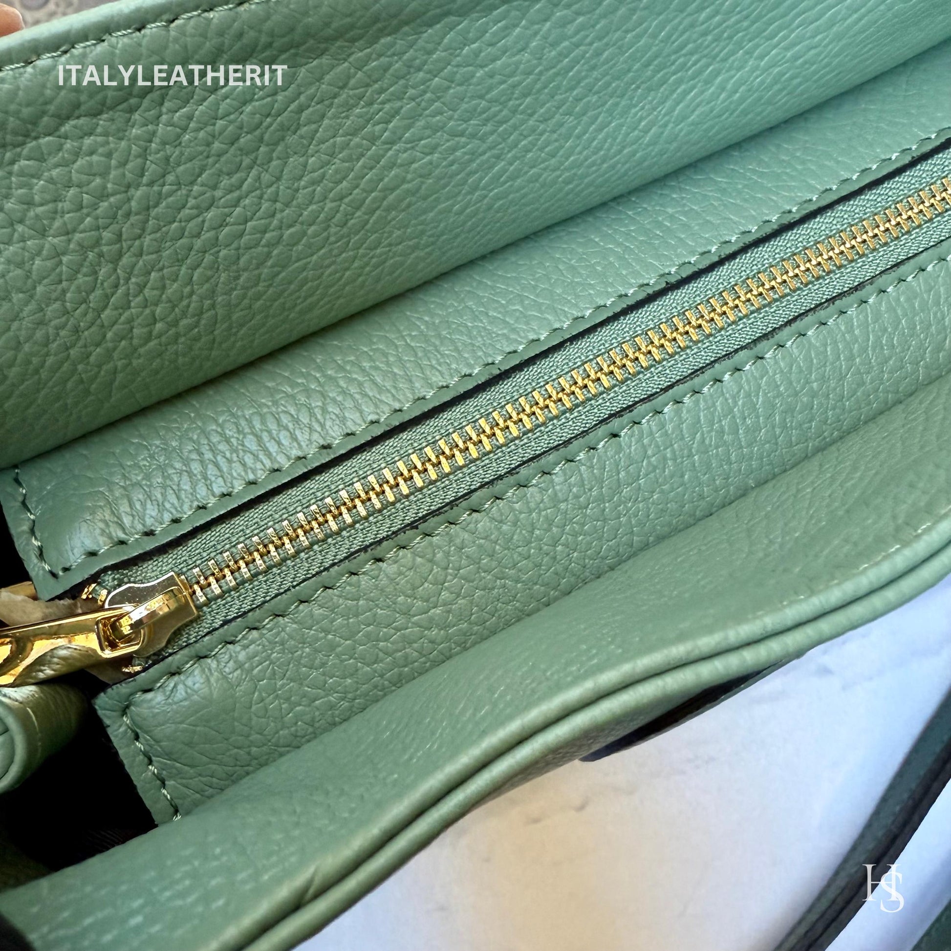 Italian Handmade Leather Bags For Women | Elegant Red Leather Tote From Florence | Pistachio leather tote