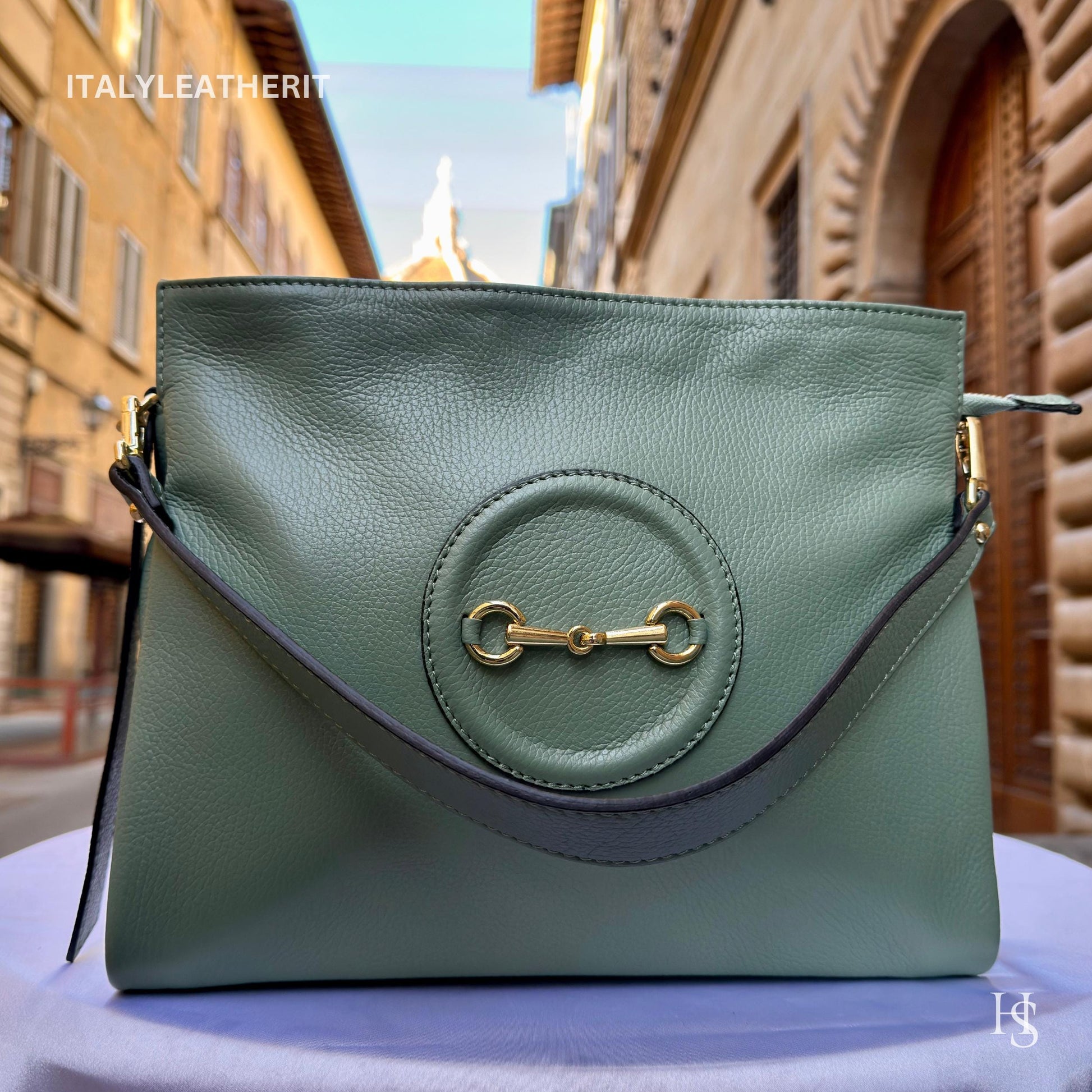Italian Handmade Leather Bags For Women | Elegant Red Leather Tote From Florence | Pistachio leather tote