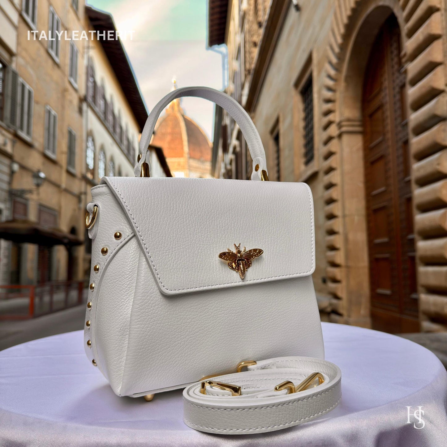 Italian Handmade Leather Bags For Women l l Elegant Leather Tote From Florence with bee-shaped lobster clasp closure